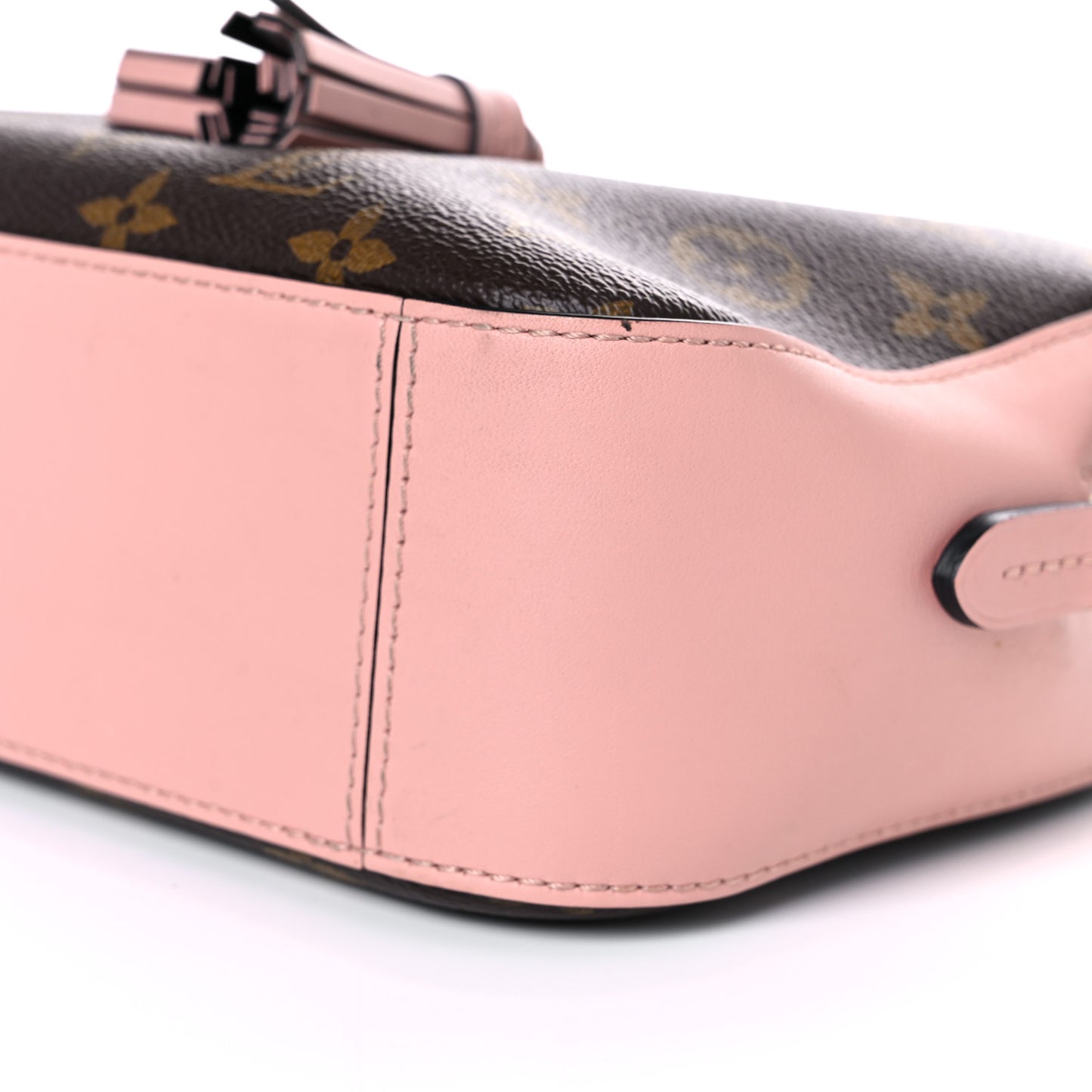 Monogram Saintonge Rose Poudre