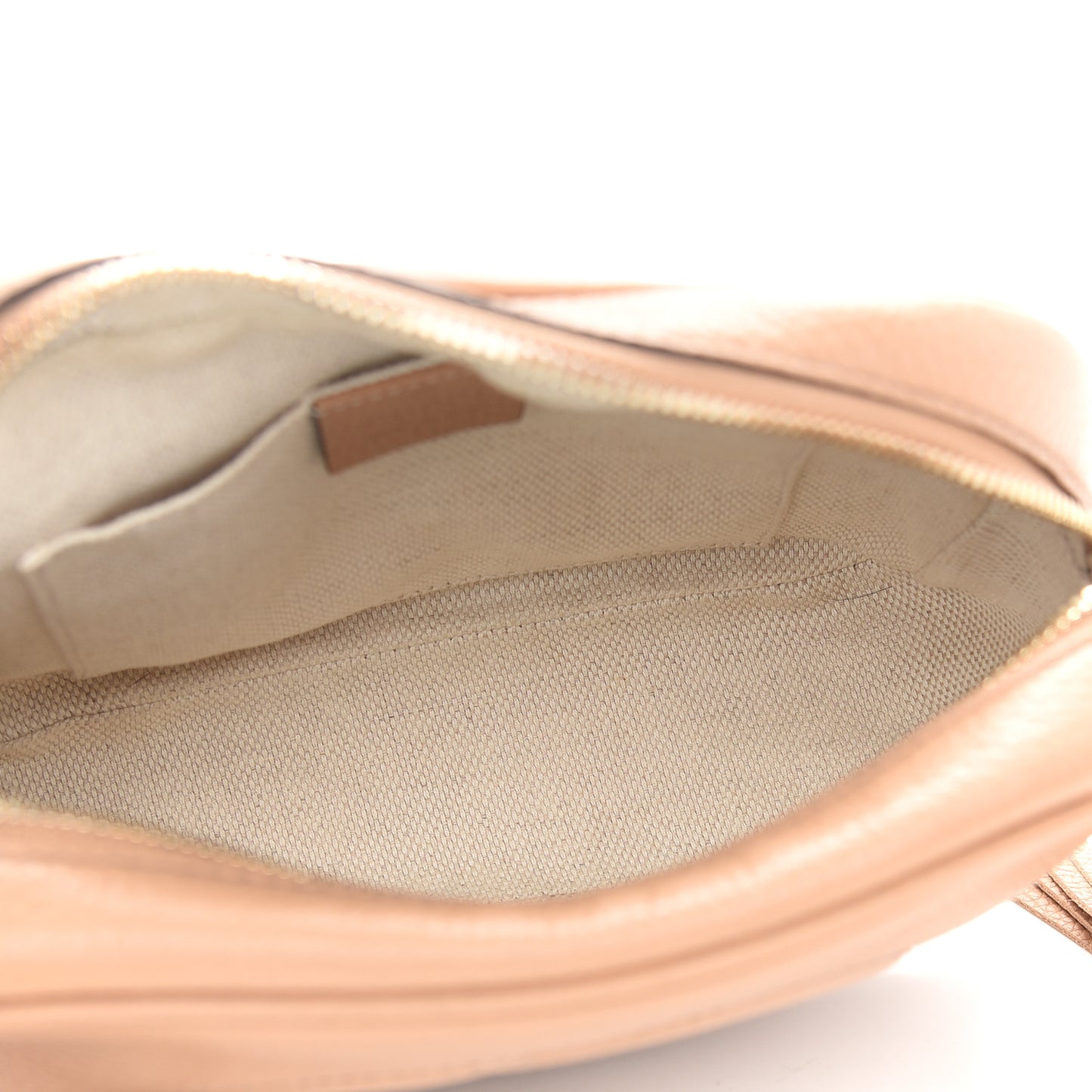 Pebbled Calfskin Small Soho Disco Bag Camelia