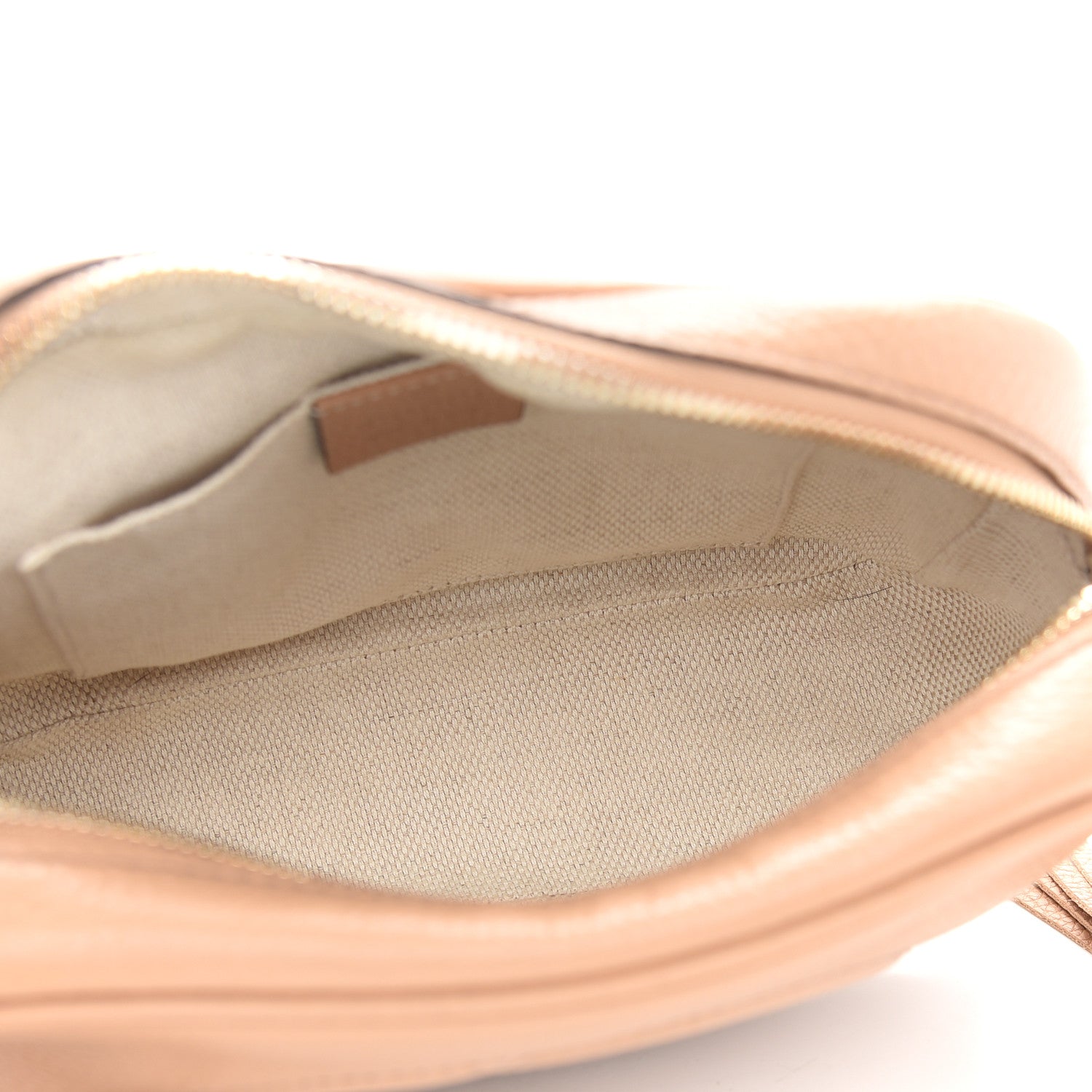 Gucci Pebbled Calfskin Small Soho Disco Bag Camelia 4 of 9