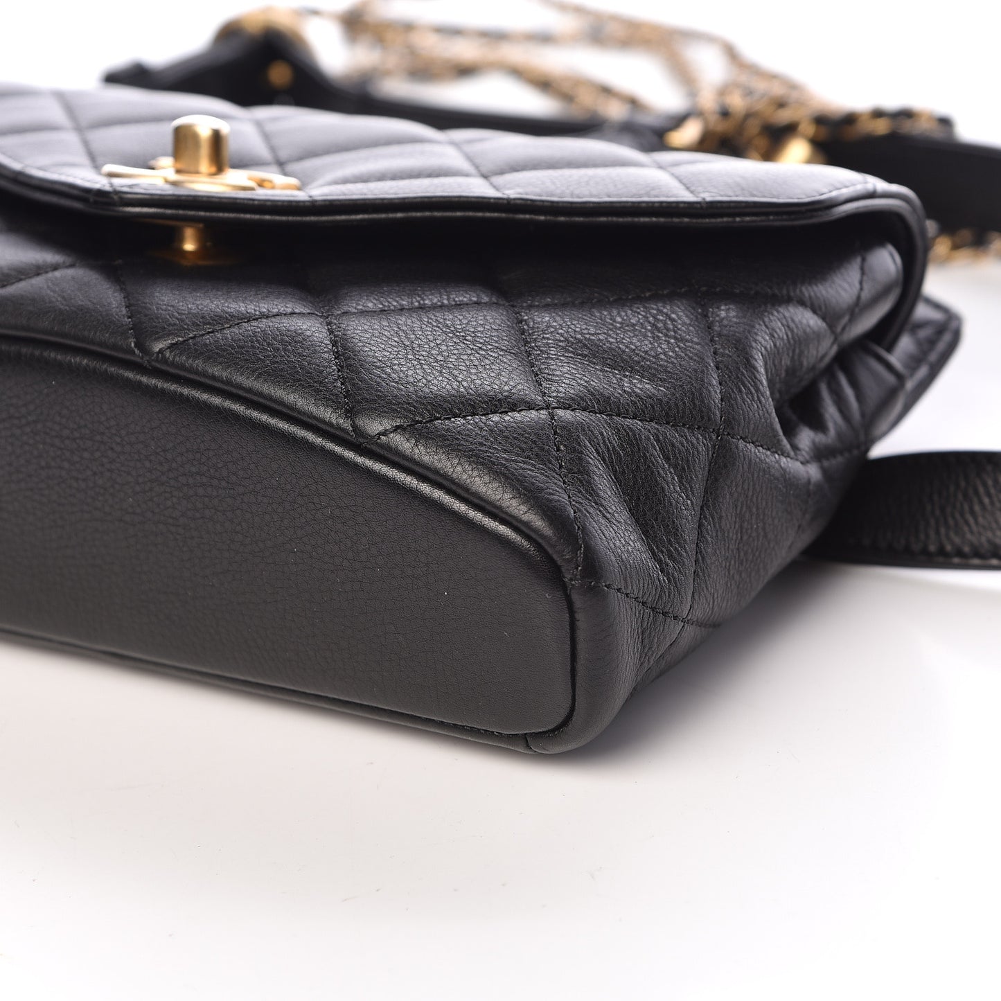 Calfskin Quilted Carry With Chic Flap Waist Bag With Chain Black