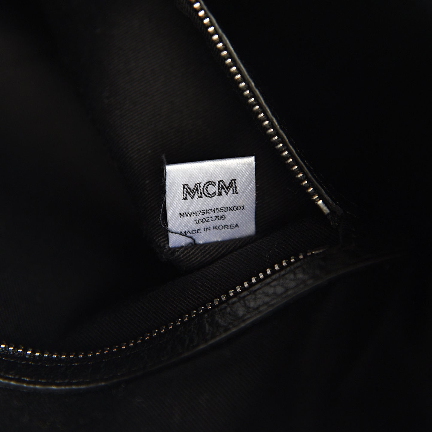 Calfskin Ottomar Large Klara Hobo Black