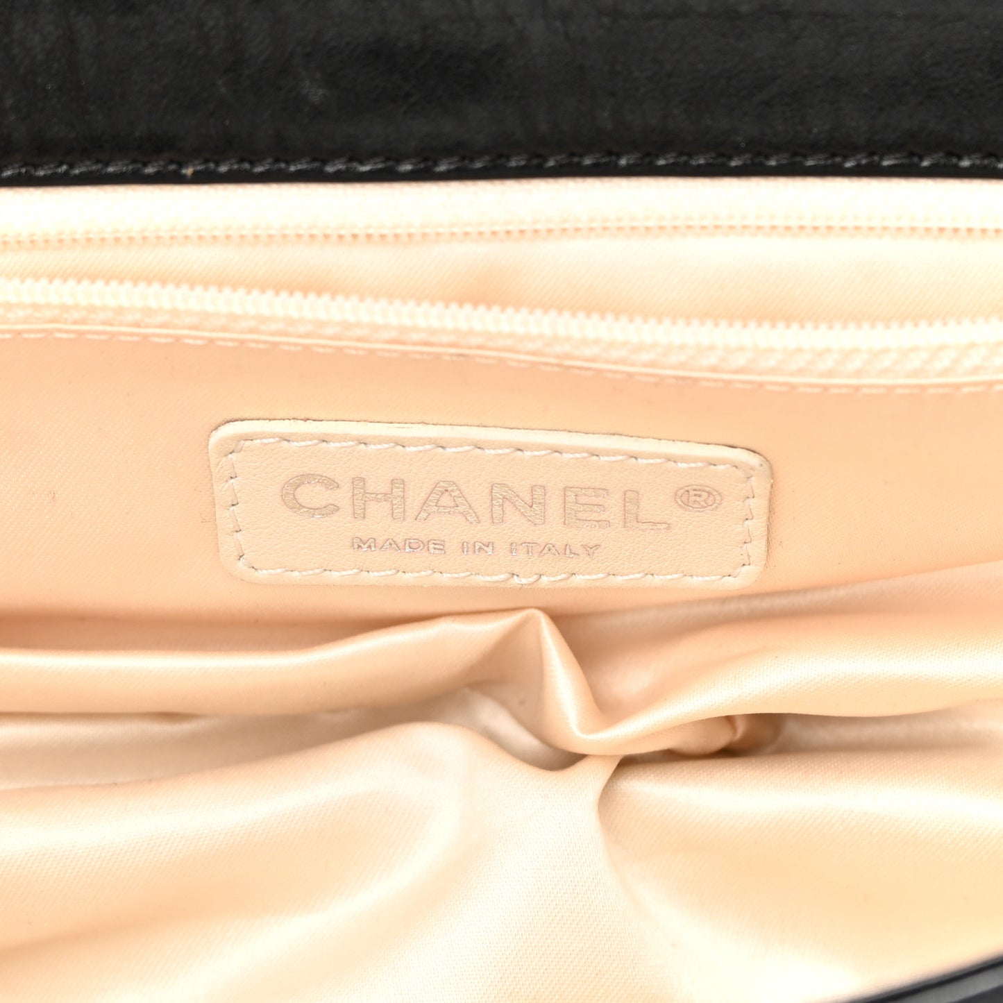 Lambskin East West Mademoiselle Flap Black