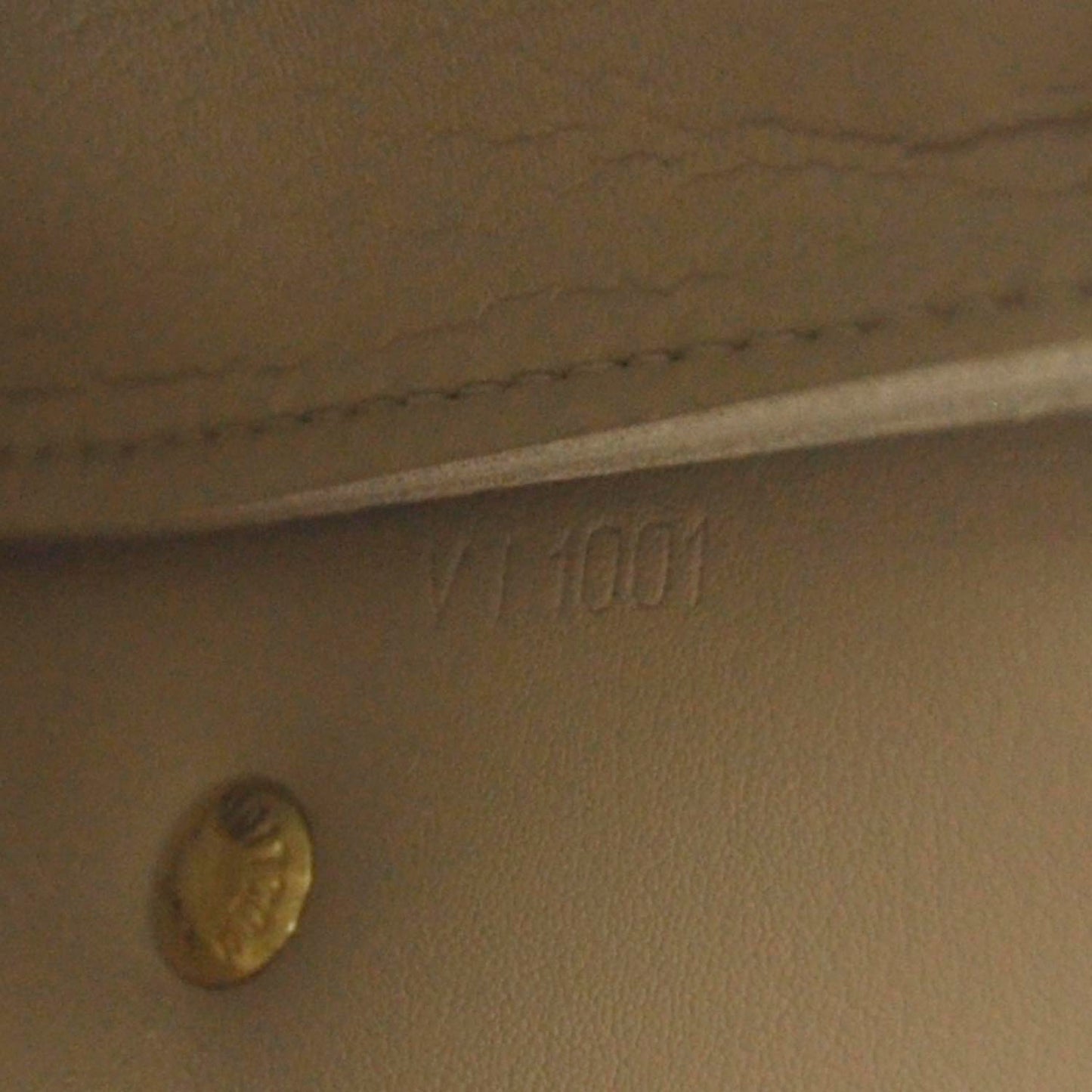 Vernis Lexington Fleurs Pochette Bag Beige