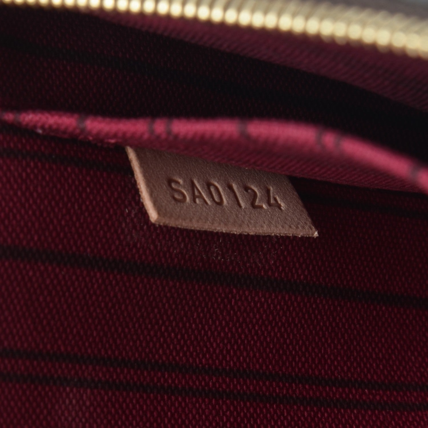 Louis Vuitton Monogram Neverfull MM GM Pochette Fuchsia 7 of 7
