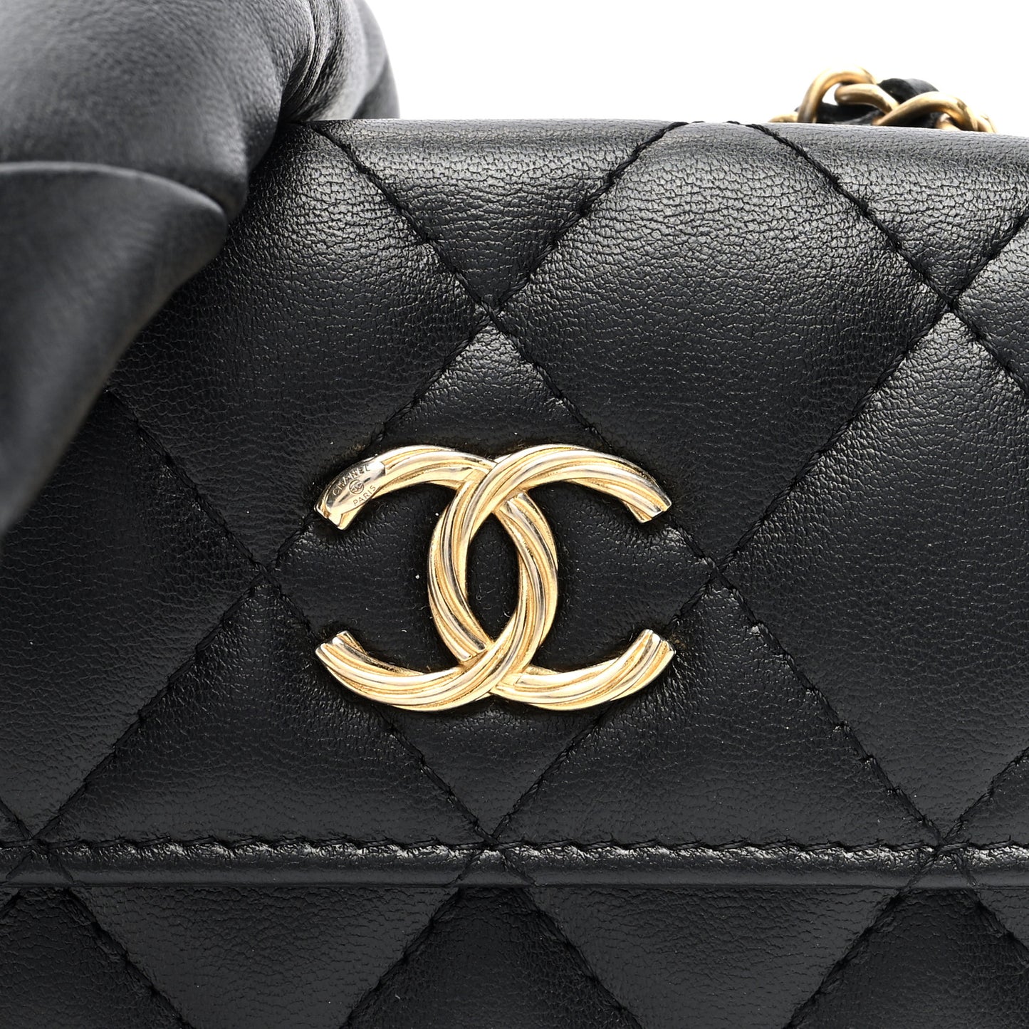 Lambskin Quilted Card Holder with Chain Black