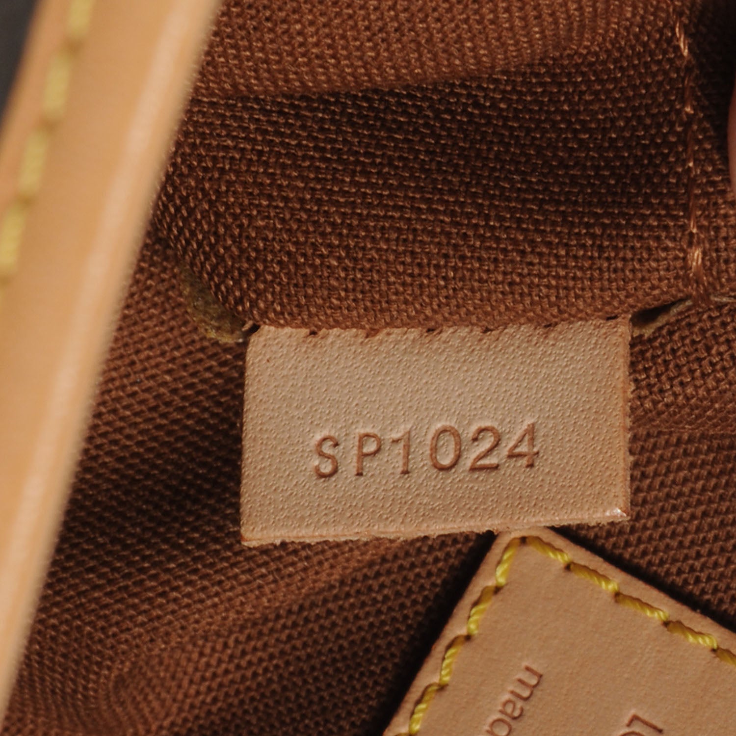 Louis Vuitton Monogram Batignolles 8 of 8