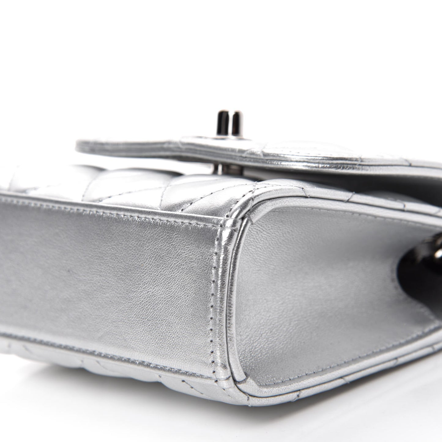 Metallic Lambskin Quilted Mini Trendy CC Clutch With Chain Silver