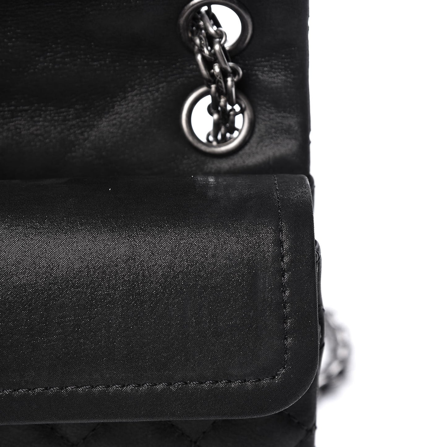 Iridescent Calfskin Quilted 2.55 Reissue 224 Flap Black