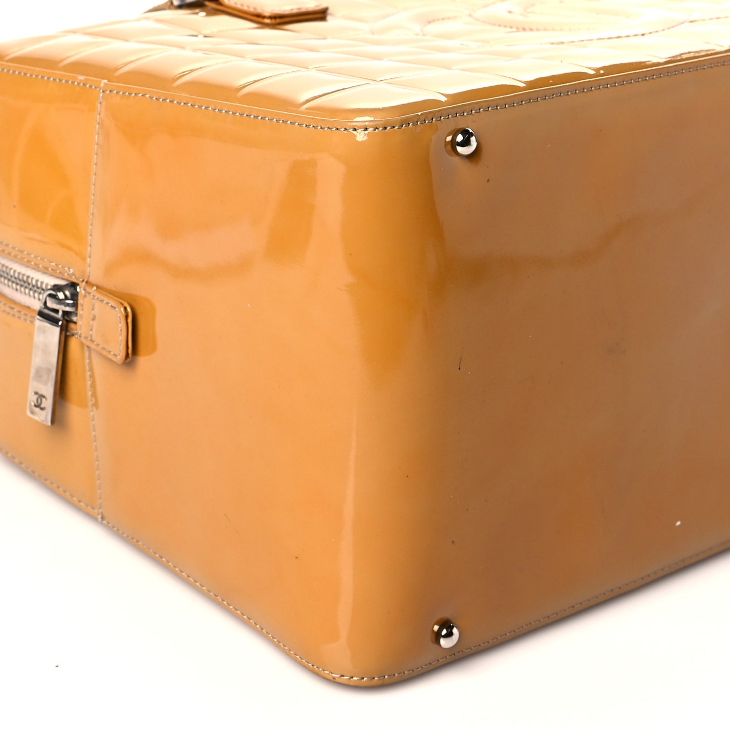 Patent Quilted Chocolate Bar Bowler Beige