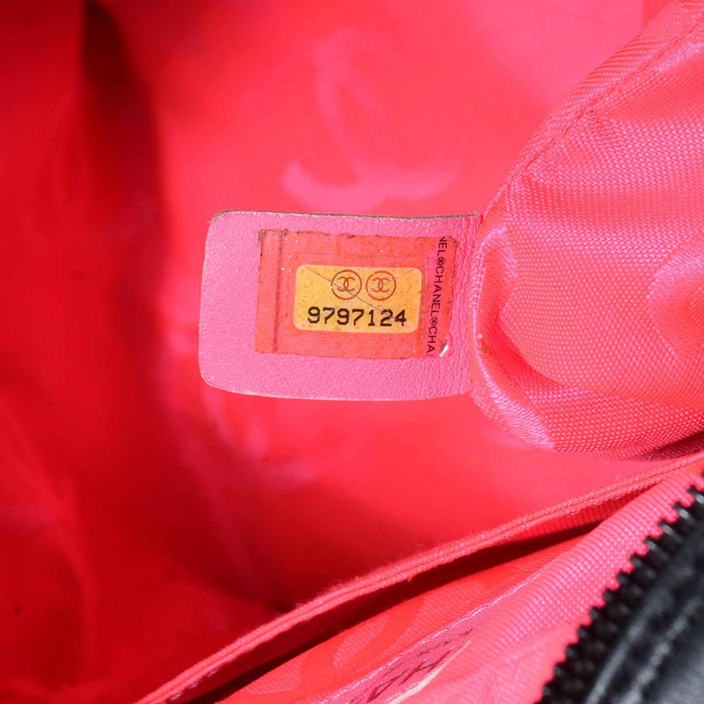 Calfskin Quilted Large Cambon Multipocket Reporter Black White