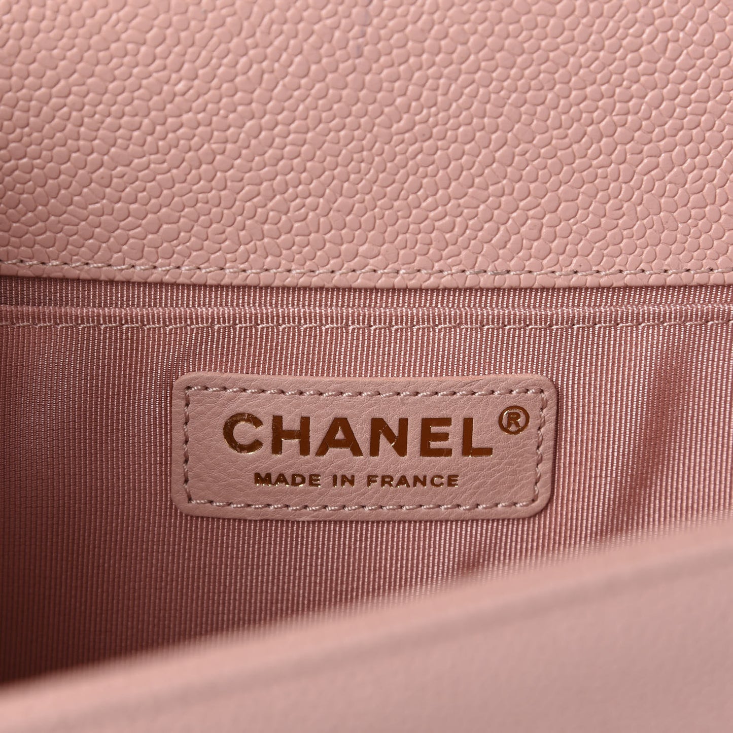 Caviar Quilted Medium Boy Flap Light Pink