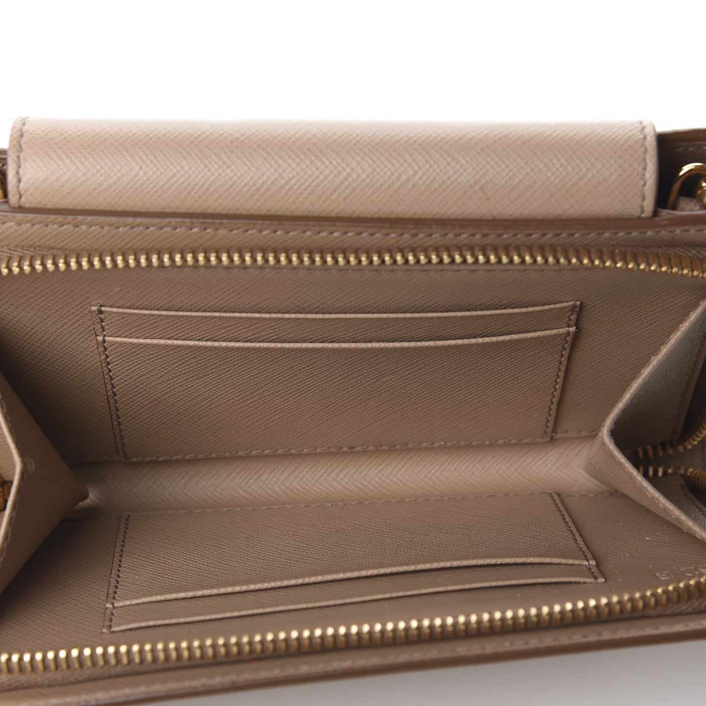 Saffiano Chain Wallet Cammeo