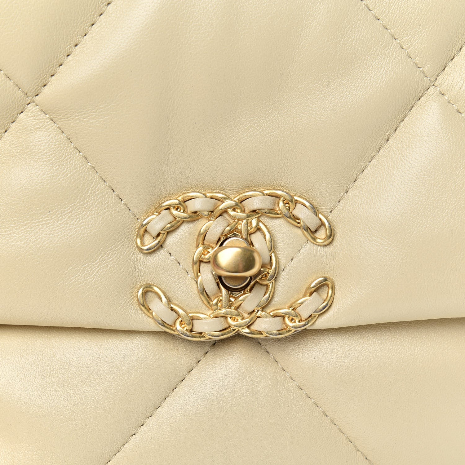 Chanel Lambskin Quilted Medium 19 Flap Beige 10 of 10