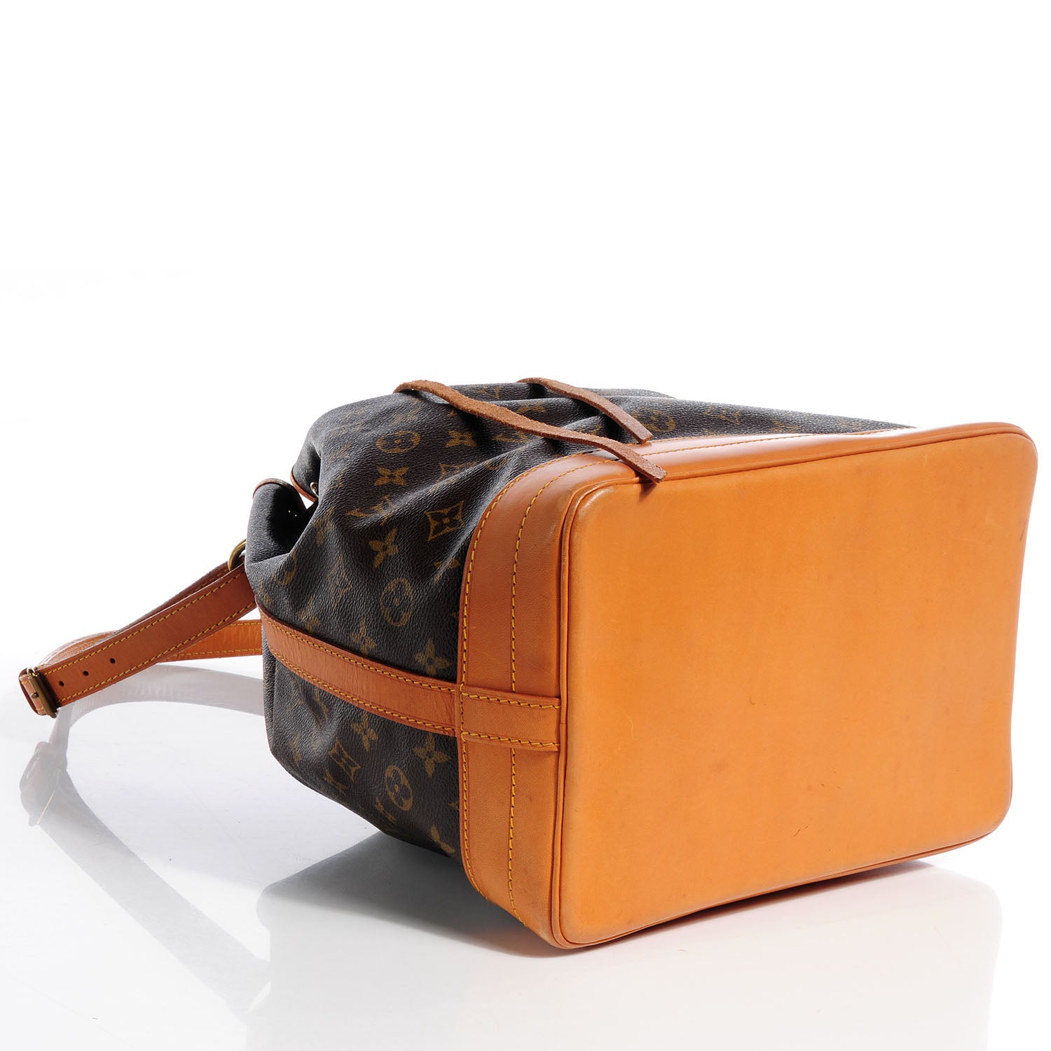 Louis Vuitton Monogram Noe 4 of 10
