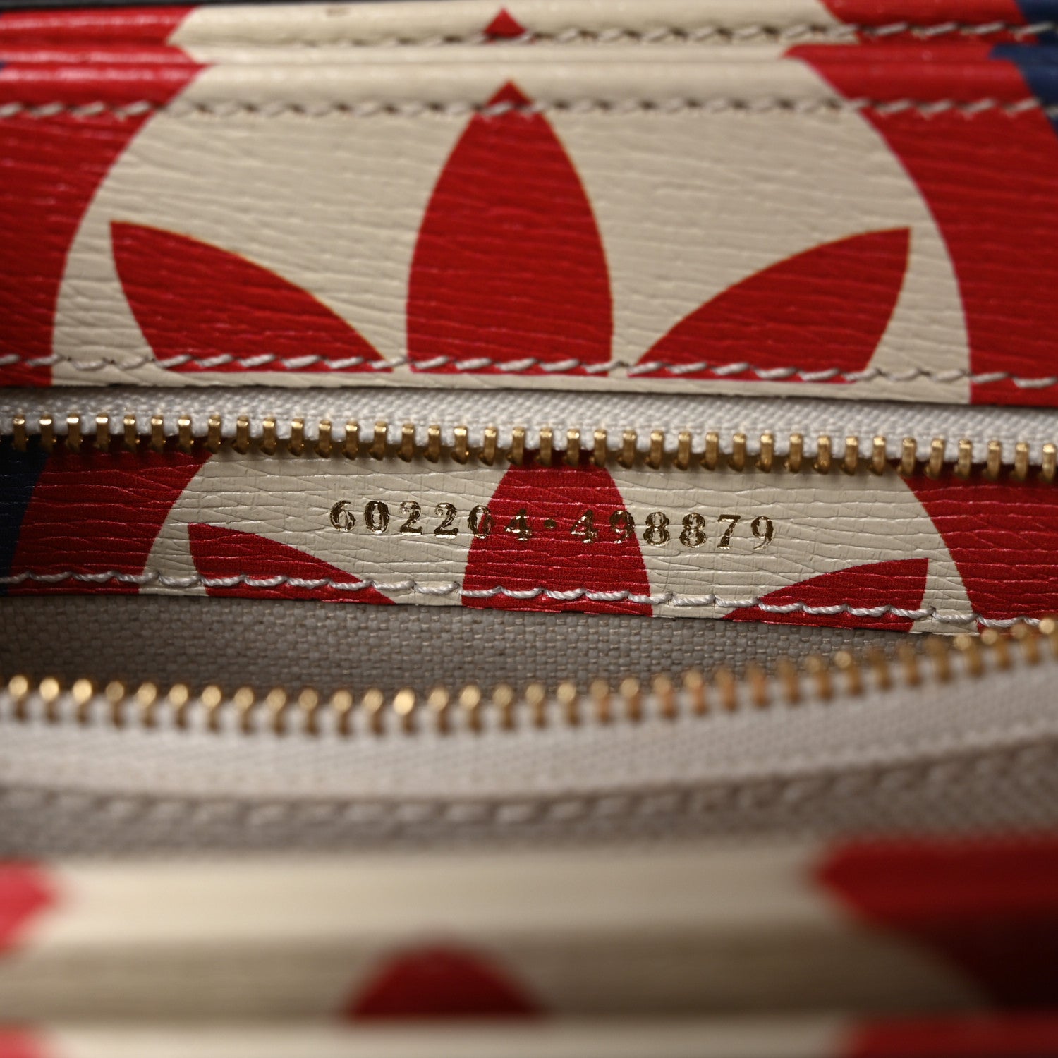 Gucci X ADIDAS Shangai Calfskin Web Trefoil Interlocking G Small Horsebit 1955 Shoulder Bag Red White Blue 7 of 10