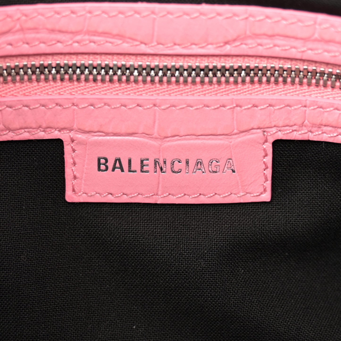 Extra Supple Calfskin Crocodile Embossed Small Le Cagole Shoulder Bag Sweet Pink