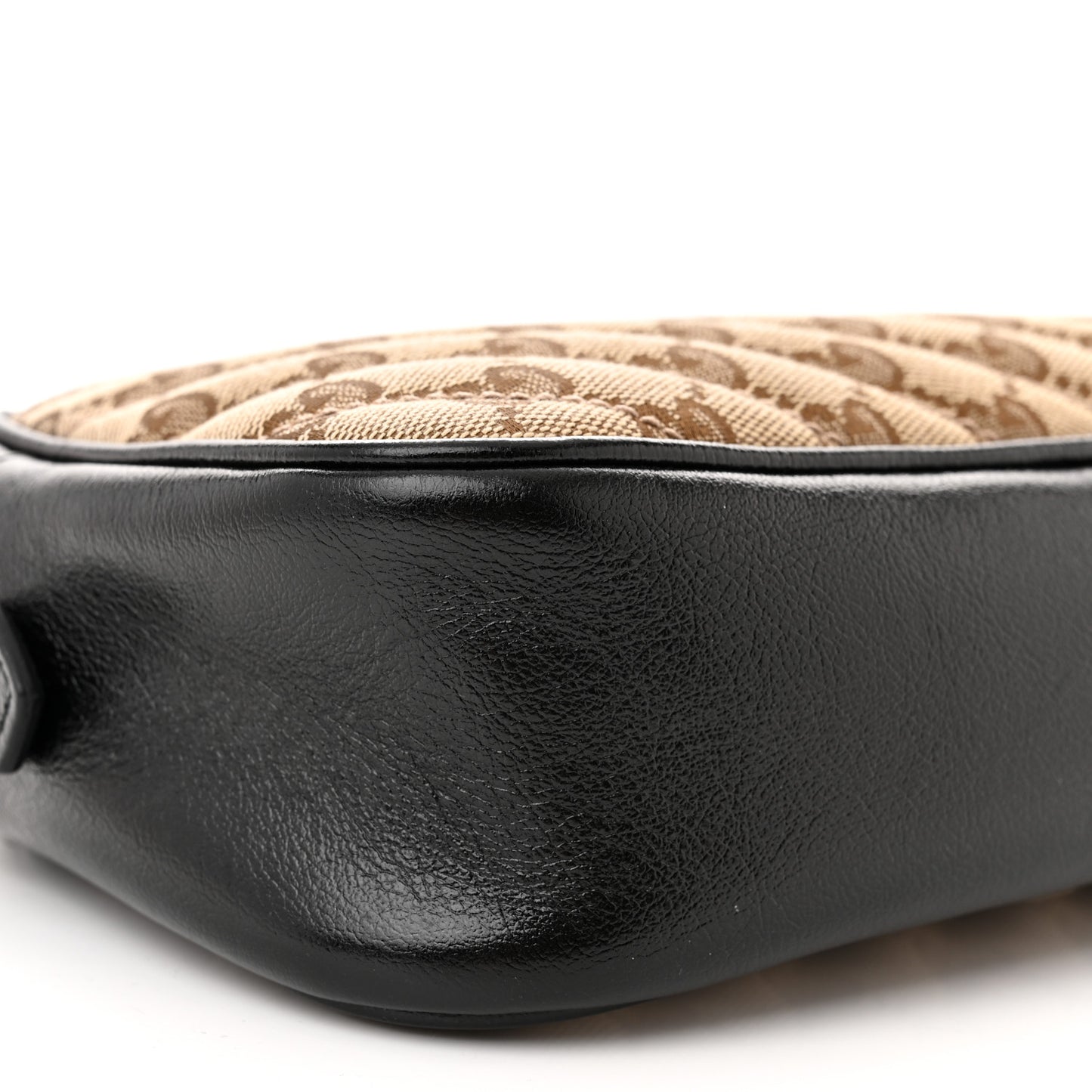 Monogram Matelasse Diagonal Small GG Marmont Chain Shoulder Bag Beige Black