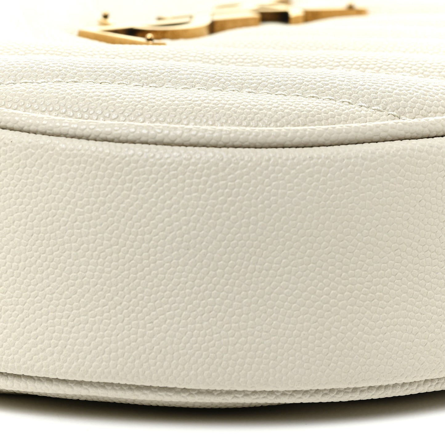Grain De Poudre Matelasse Chevron Quilted Round Vinyle Camera Bag Blanc Vintage