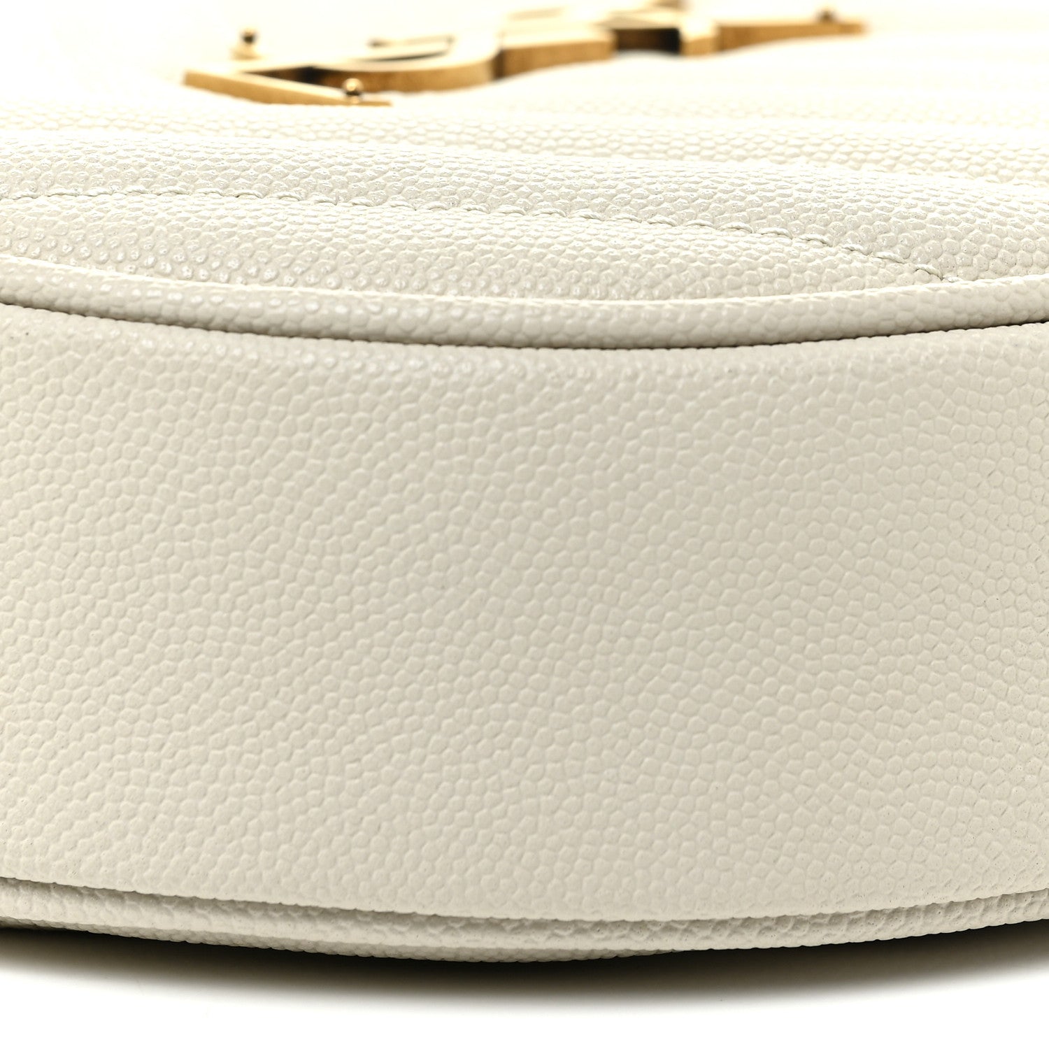 Saint Laurent Grain De Poudre Matelasse Chevron Quilted Round Vinyle Camera Bag Blanc Vintage 9 of 11