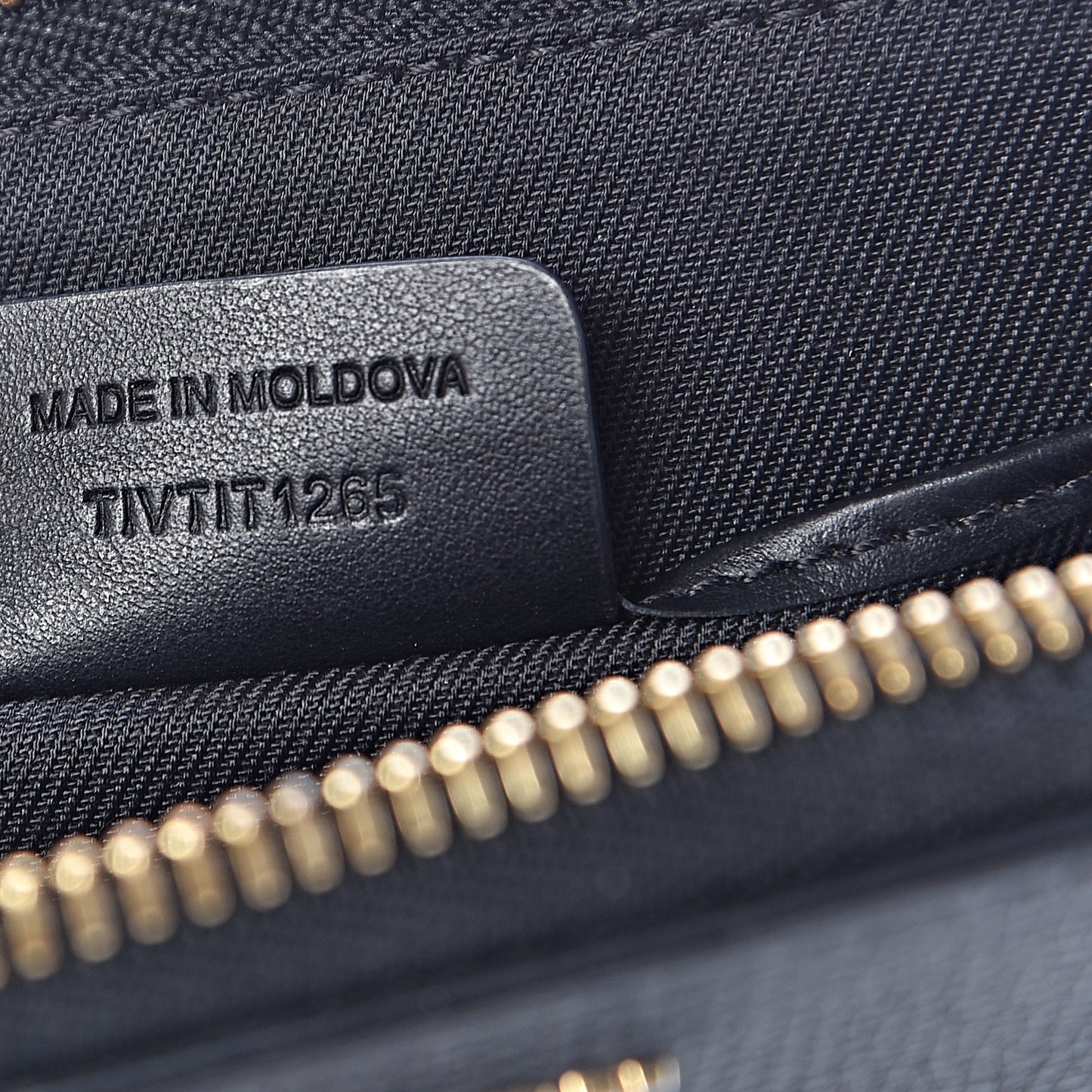 Grain Calfskin Small Crossbody Bag Black