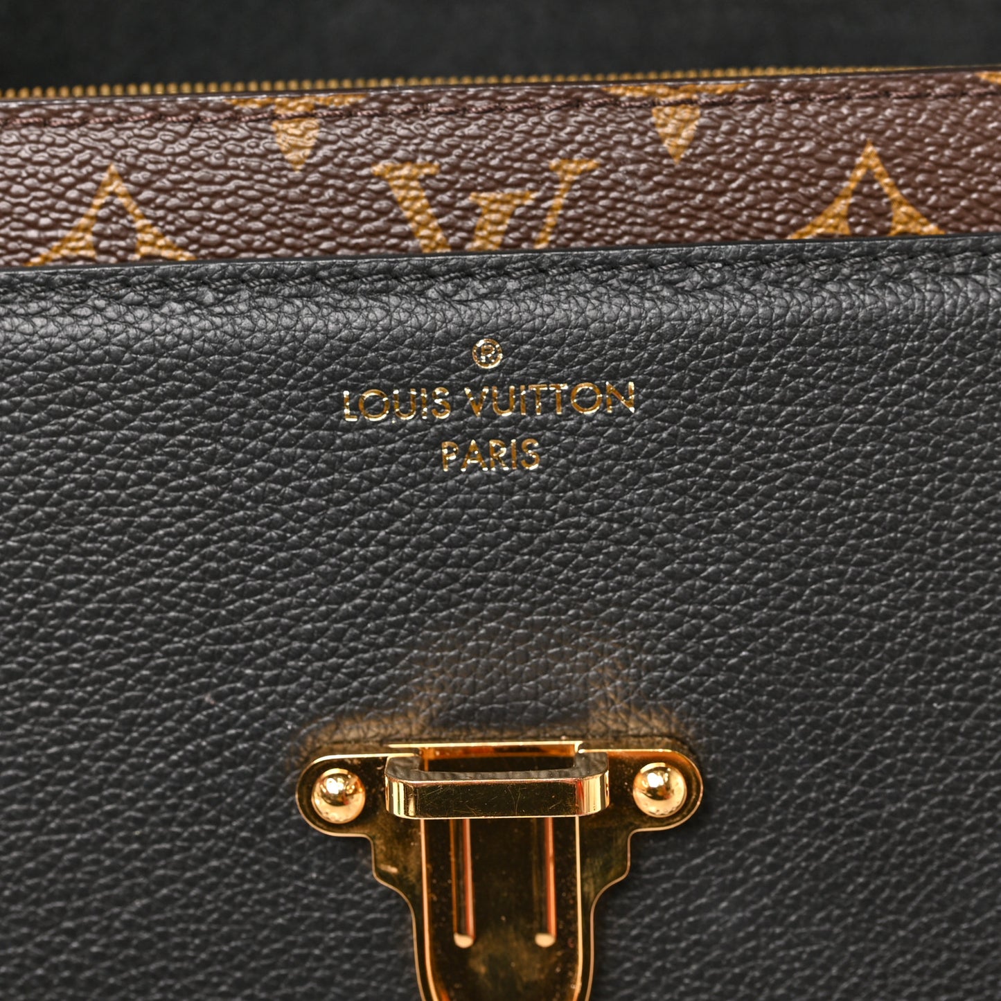 Monogram Victoire Black