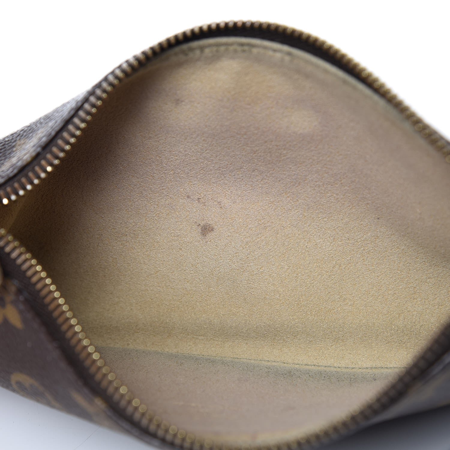 Louis Vuitton Monogram Pochette Milla MM 9 of 12