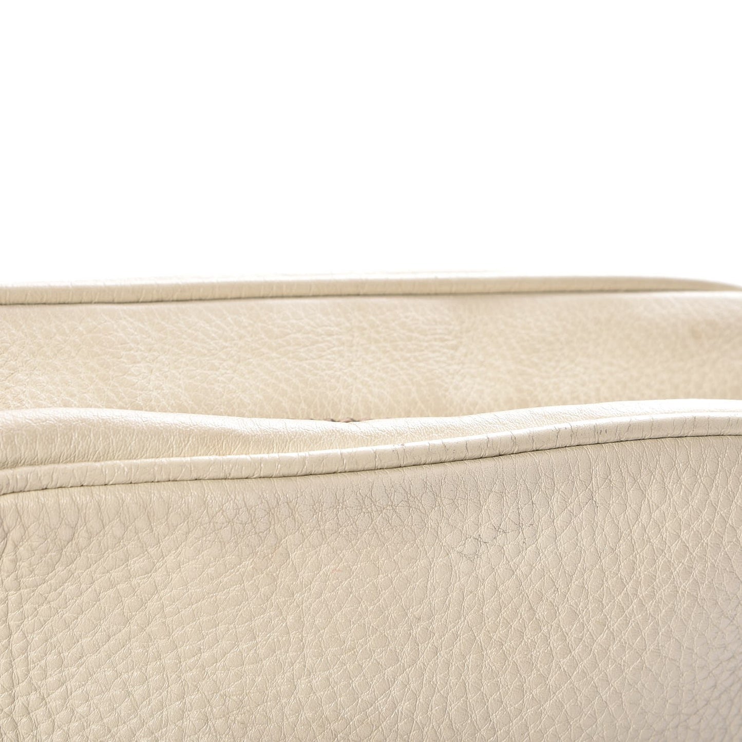 Pebbled Calfskin Small Soho Disco Bag Off White
