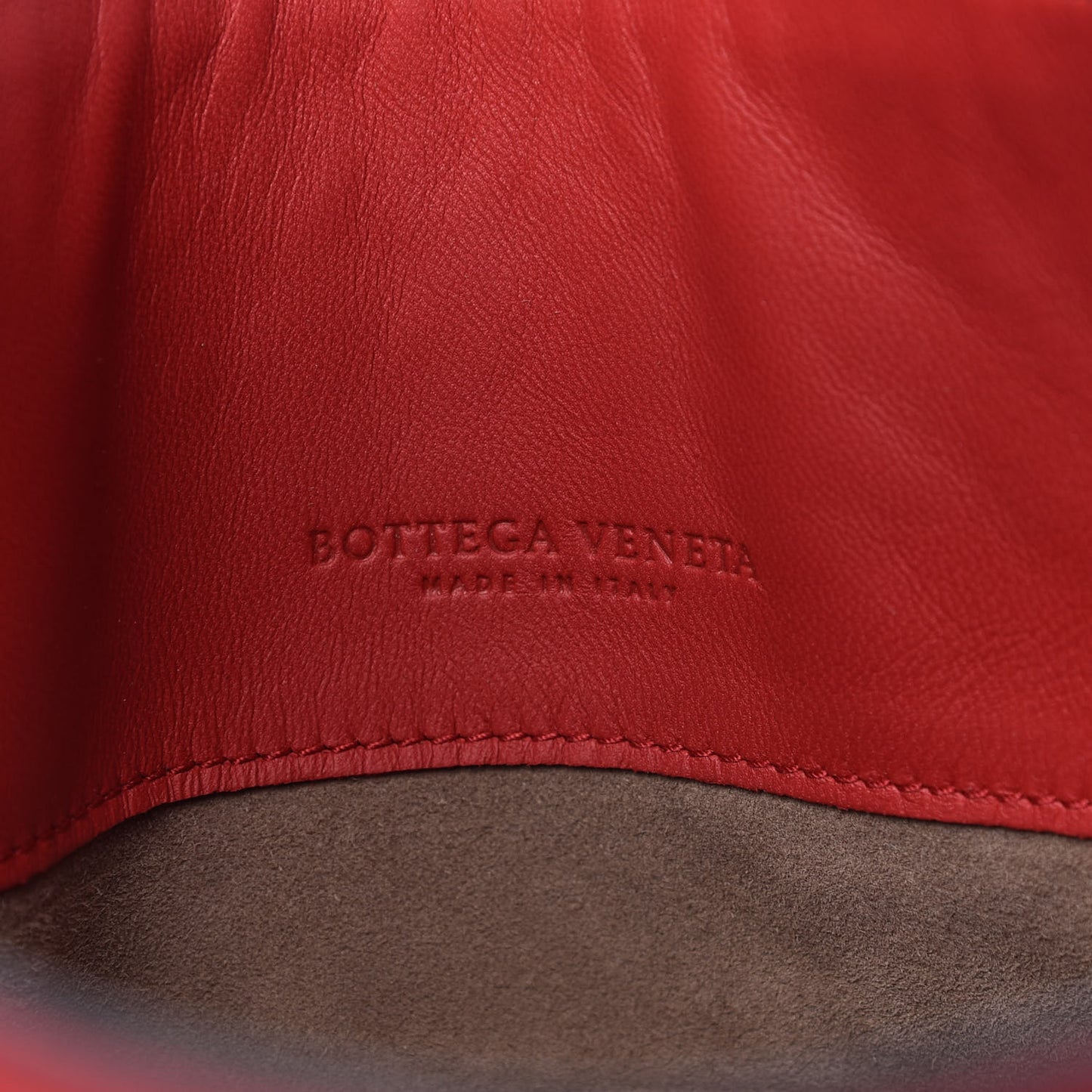 Nappa Intrecciato Small Loop Red
