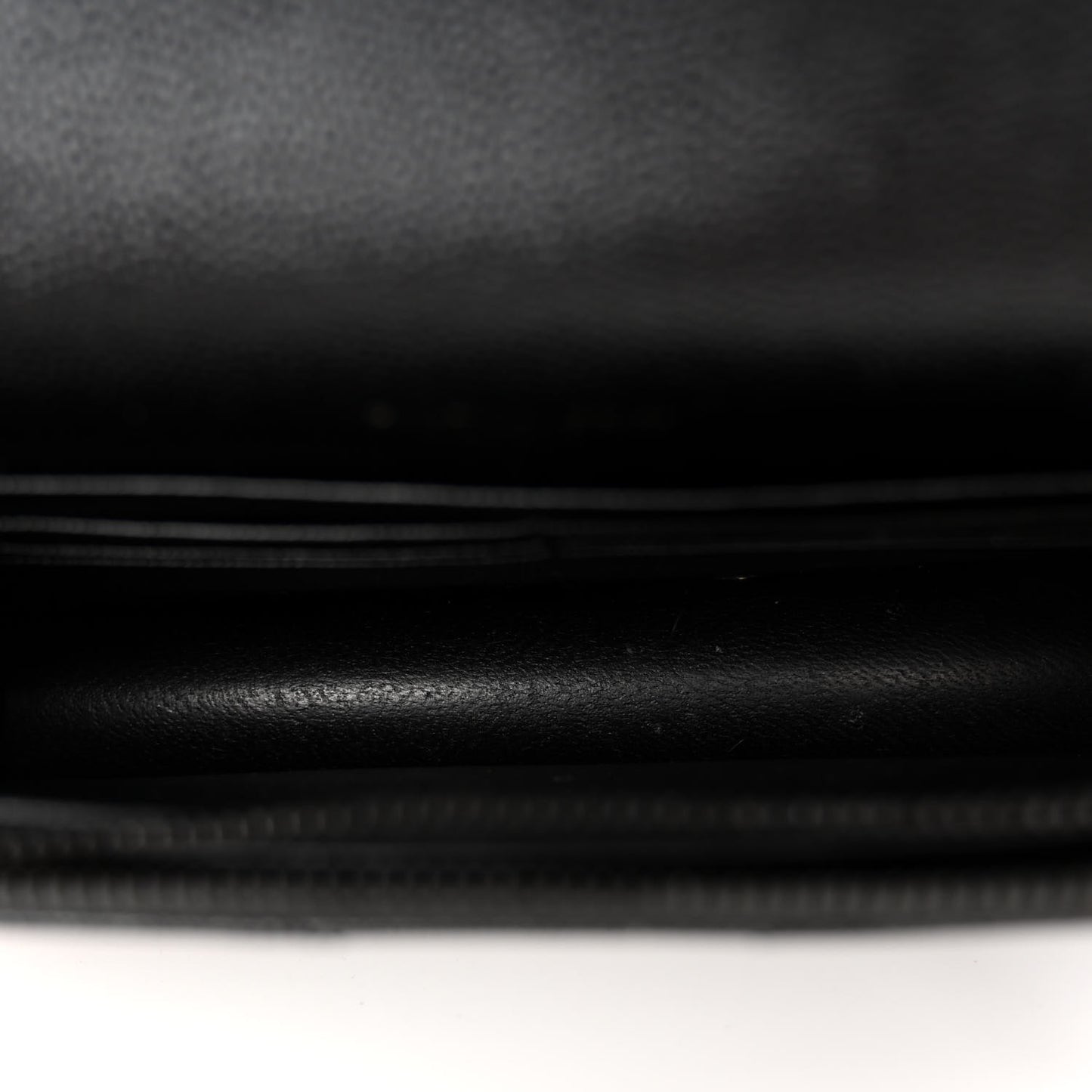 SAINT LAURENT Grain De Poudre Matelasse Chevron Monogram Monochrome Envelope Chain Wallet Black