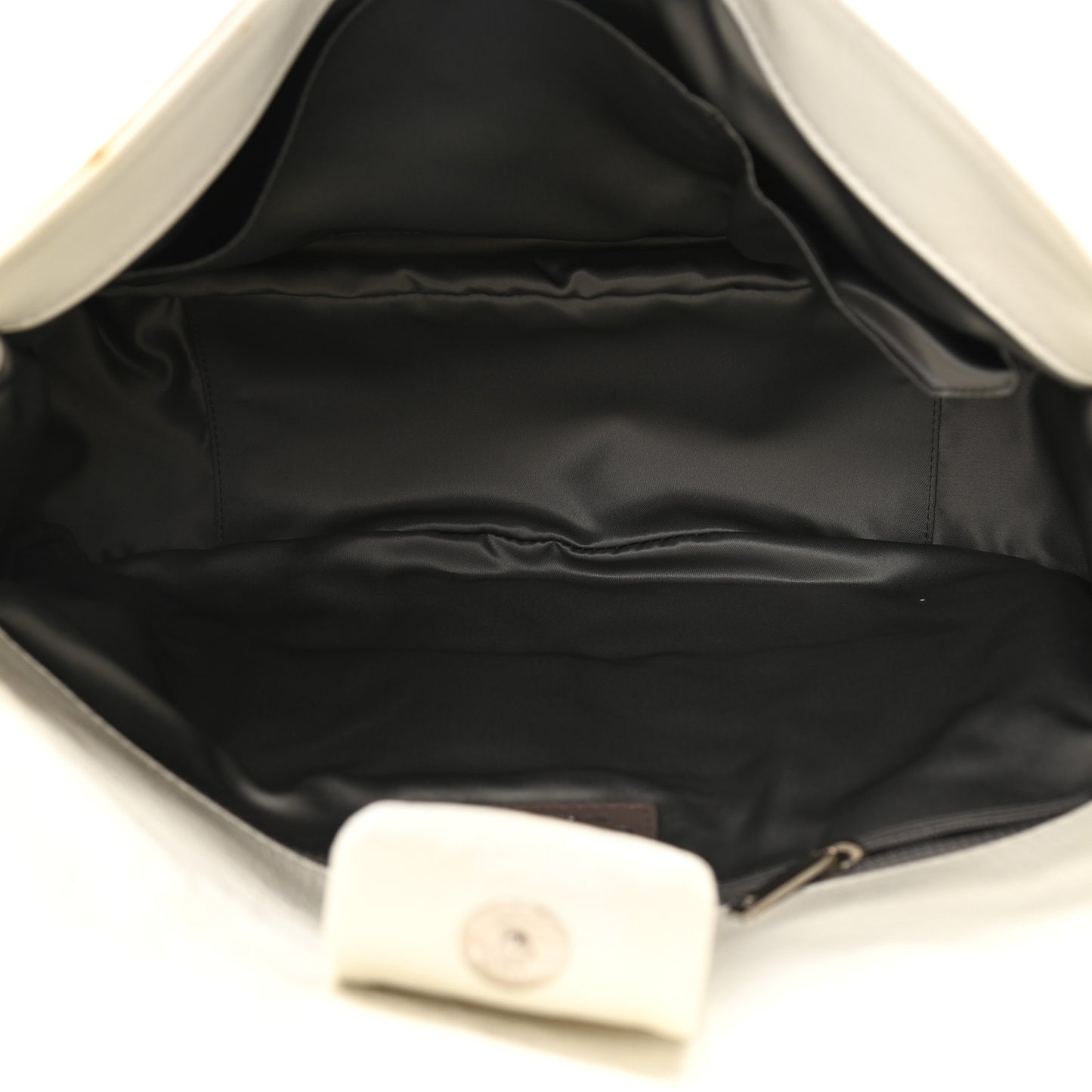 Crinkled Patent Modern Chain Flap White