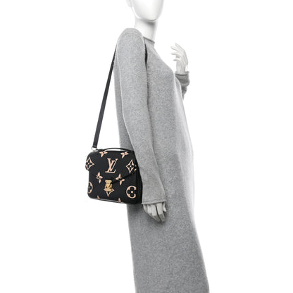 Louis Vuitton Empreinte Monogram Giant Pochette Metis Black Beige 2 of 10