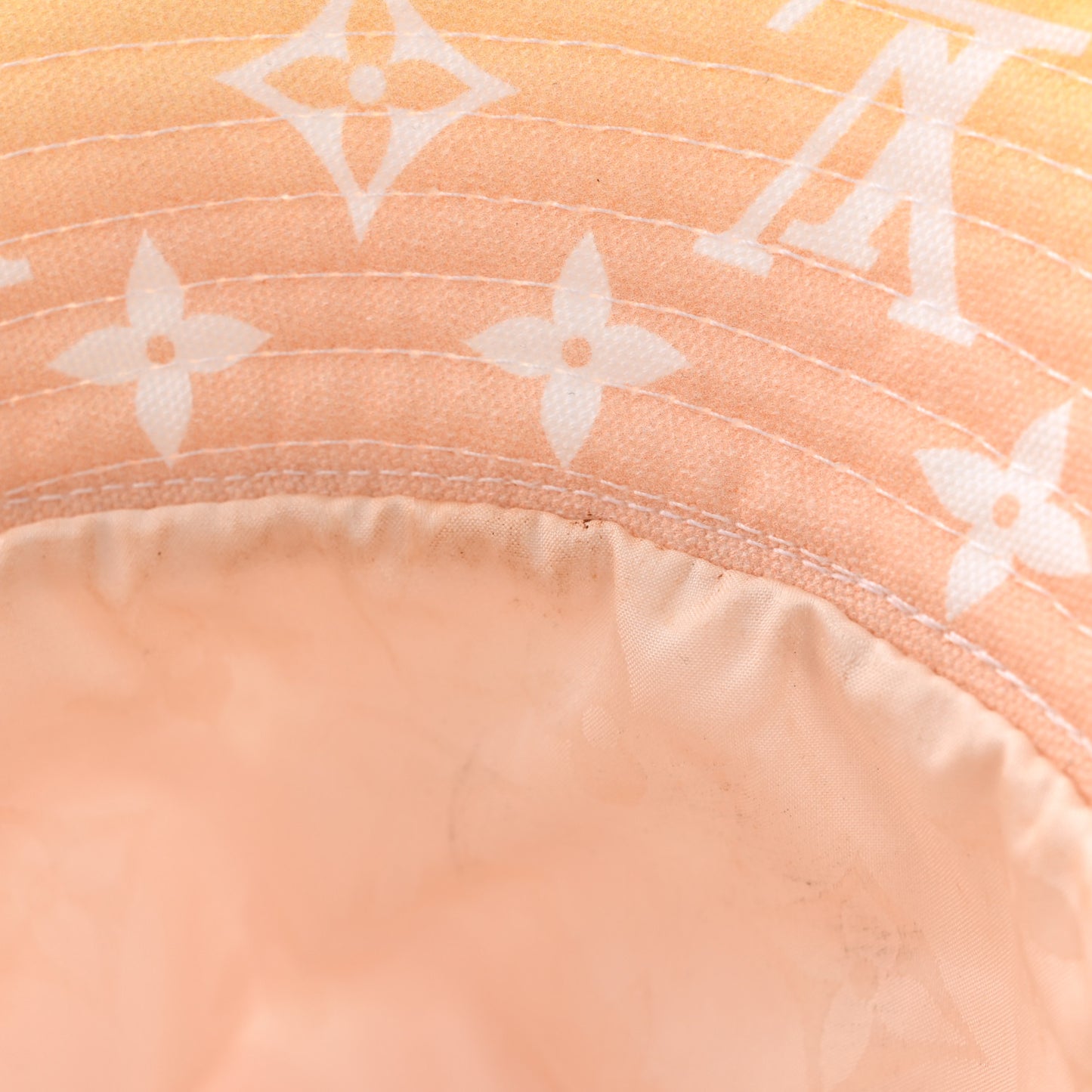 Monogram Canvas Bucket Hat M Light Pink