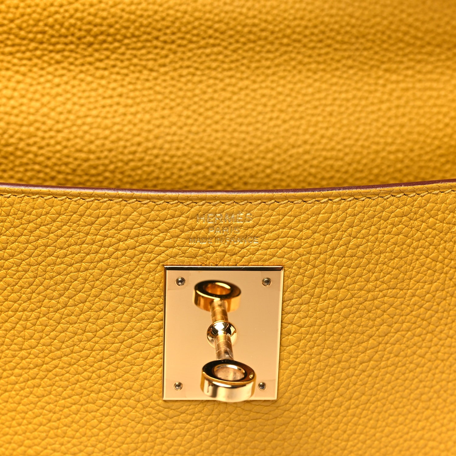 Hermes Togo Kelly Retourne 28 Jaune Ambre 6 of 11