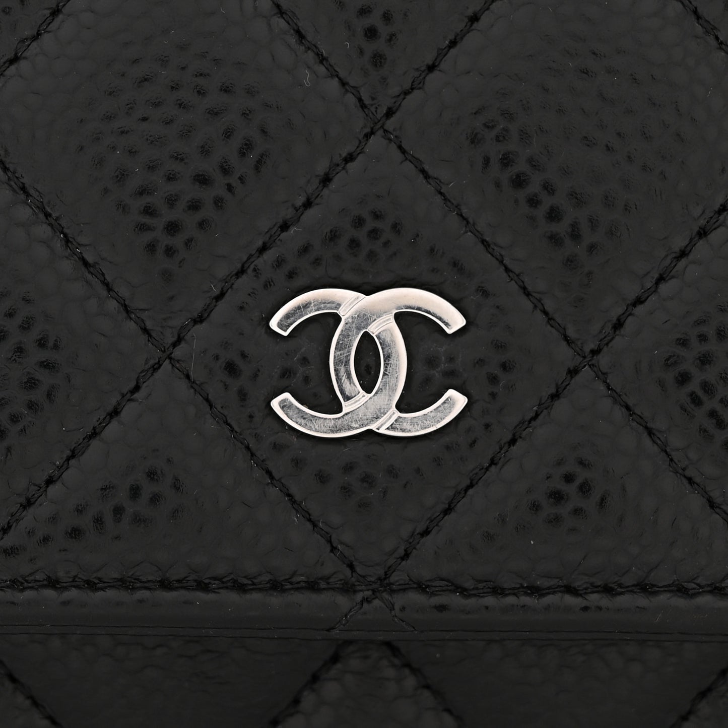 Caviar Quilted Wallet on Chain WOC Black