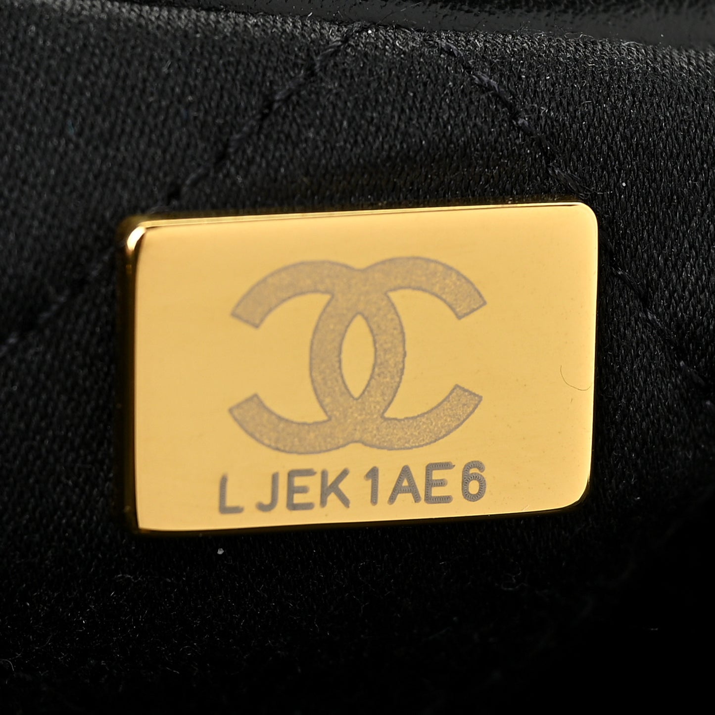 Shiny Calfskin Quilted Small Chanel 22 Black