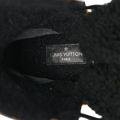 Louis Vuitton Grained Calfskin Shearling LV Beaubourg Ankle Boots 39 Black 16 of 16