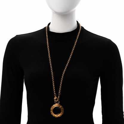Chanel Loupe Magnifying Glass Necklace Gold 2 of 6
