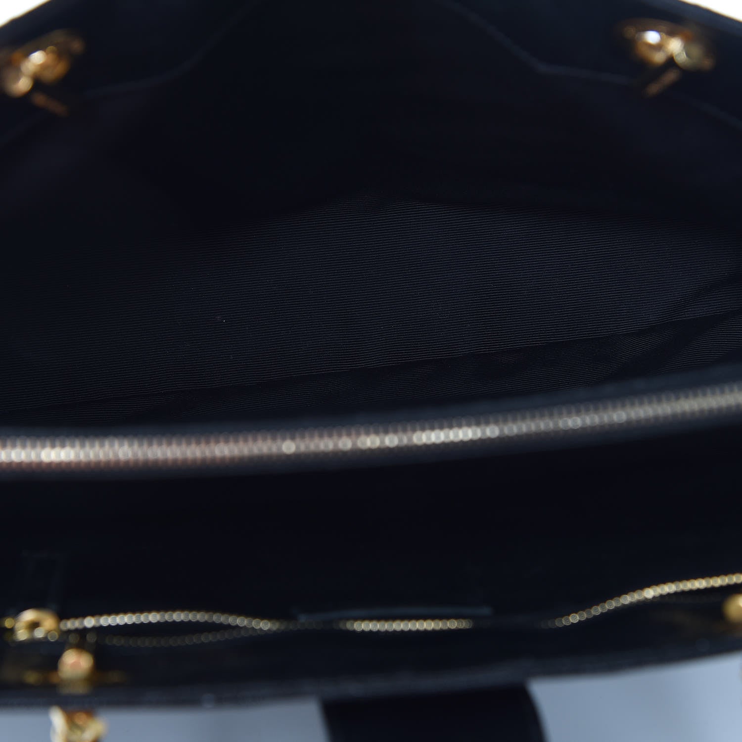 Saint Laurent Grain De Poudre Matelasse Chevron Monogram Shopping Bag Black 5 of 16