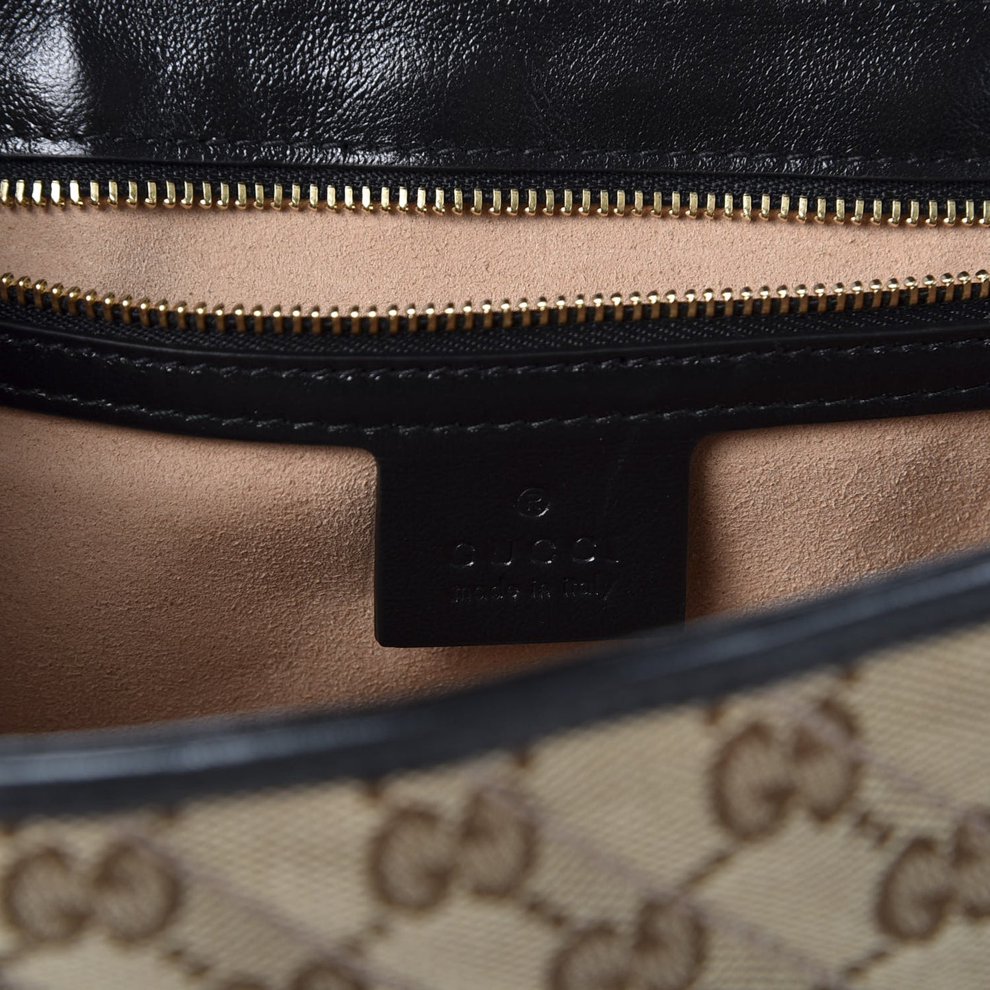 Monogram Matelasse Diagonal Small GG Marmont Shoulder Bag Beige Black