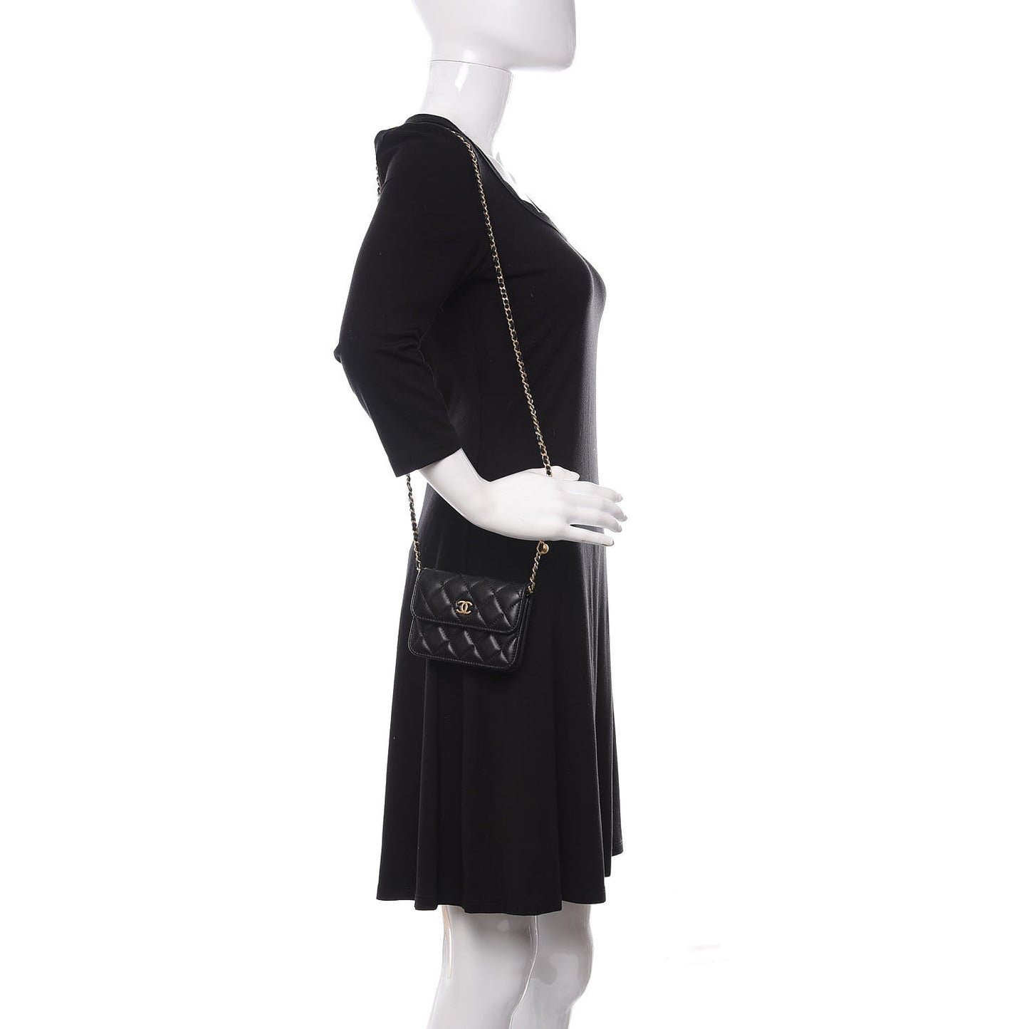 Lambskin Quilted Pearl Crush Clutch With Chain Black