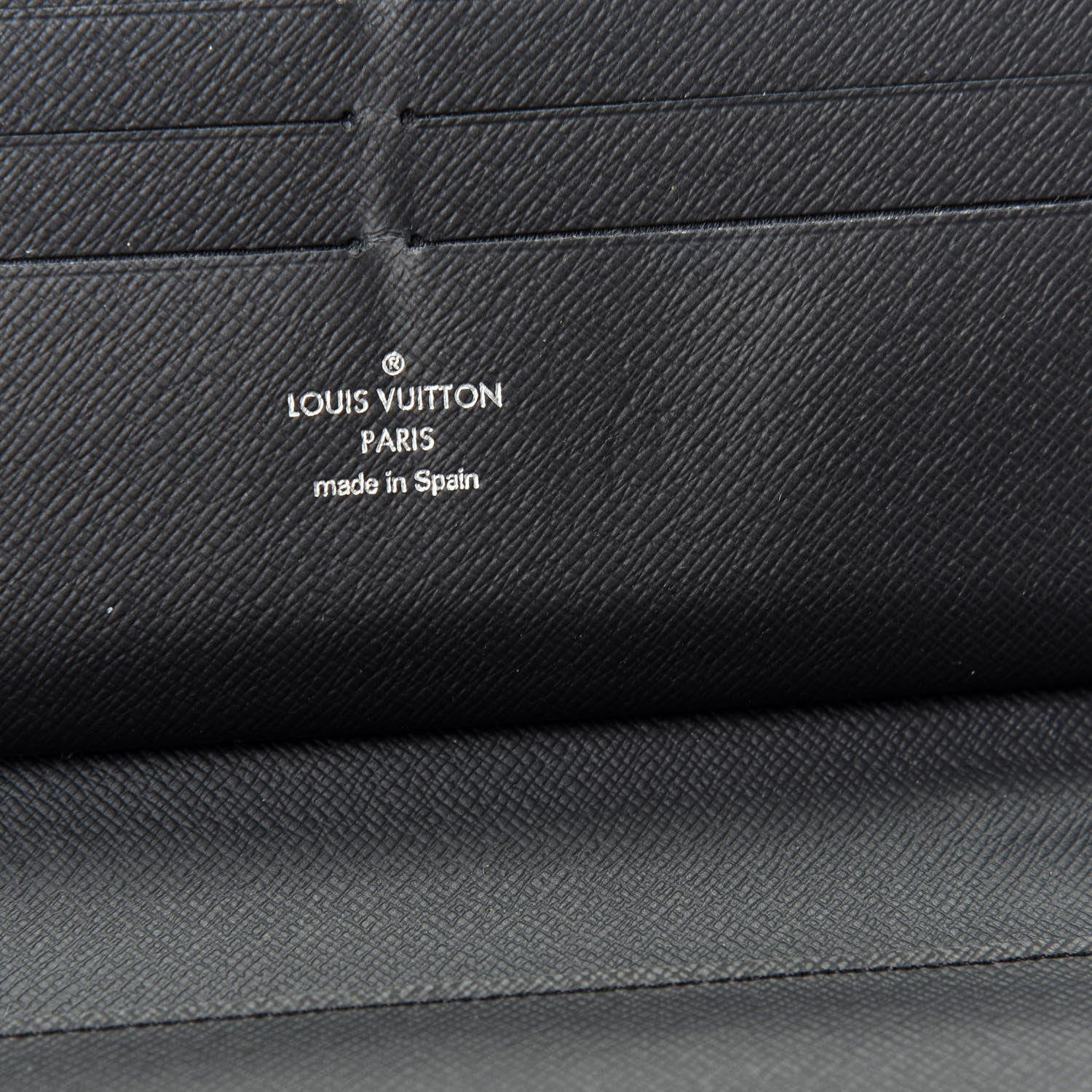 Louis Vuitton Taiga Zippy Organizer Wallet Black 6 of 8