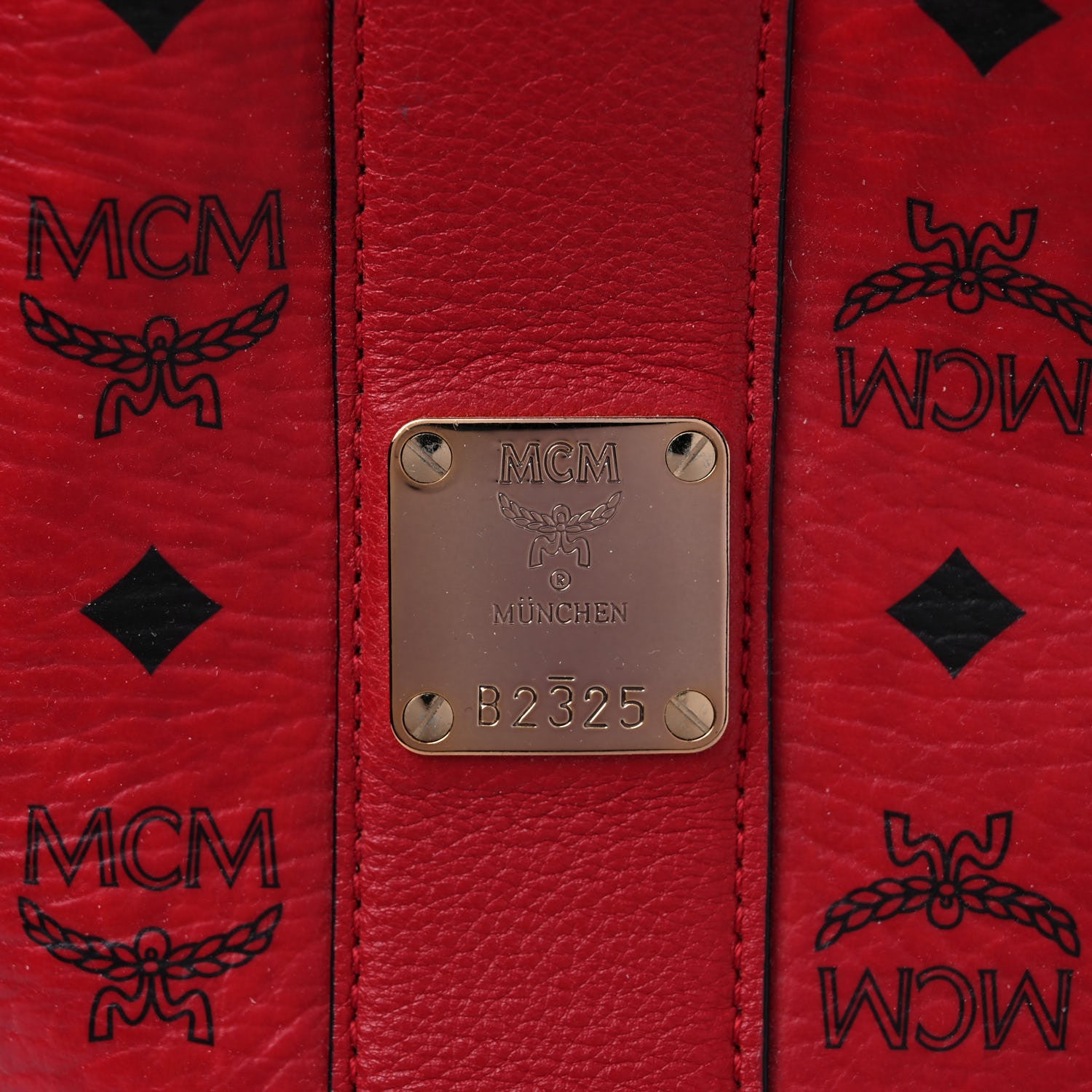 MCM Visetos Medium Liz Reversible Shopper Tote Ruby Red 6 of 19