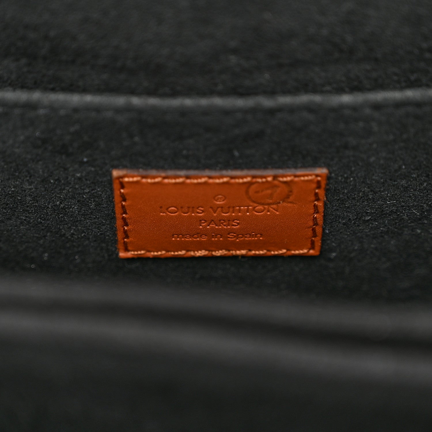 Louis Vuitton Reverse Monogram Dauphine MM 6 of 9