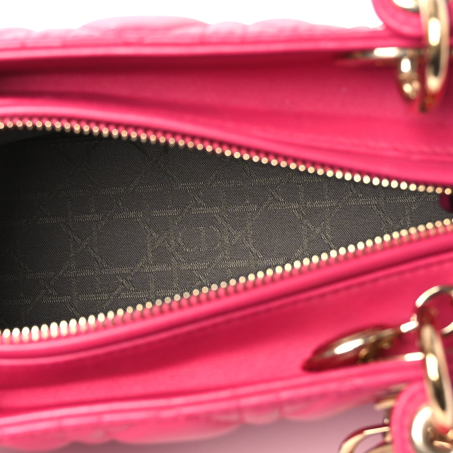 Lambskin Cannage Medium Lady Dior Fuchsia