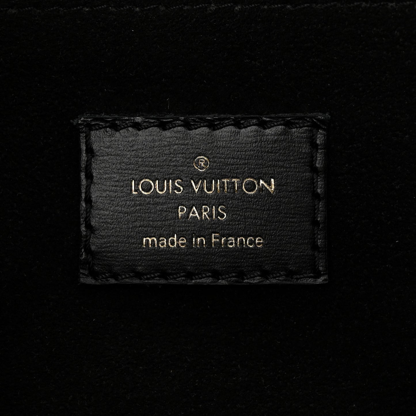 Reverse Monogram Pochette Metis