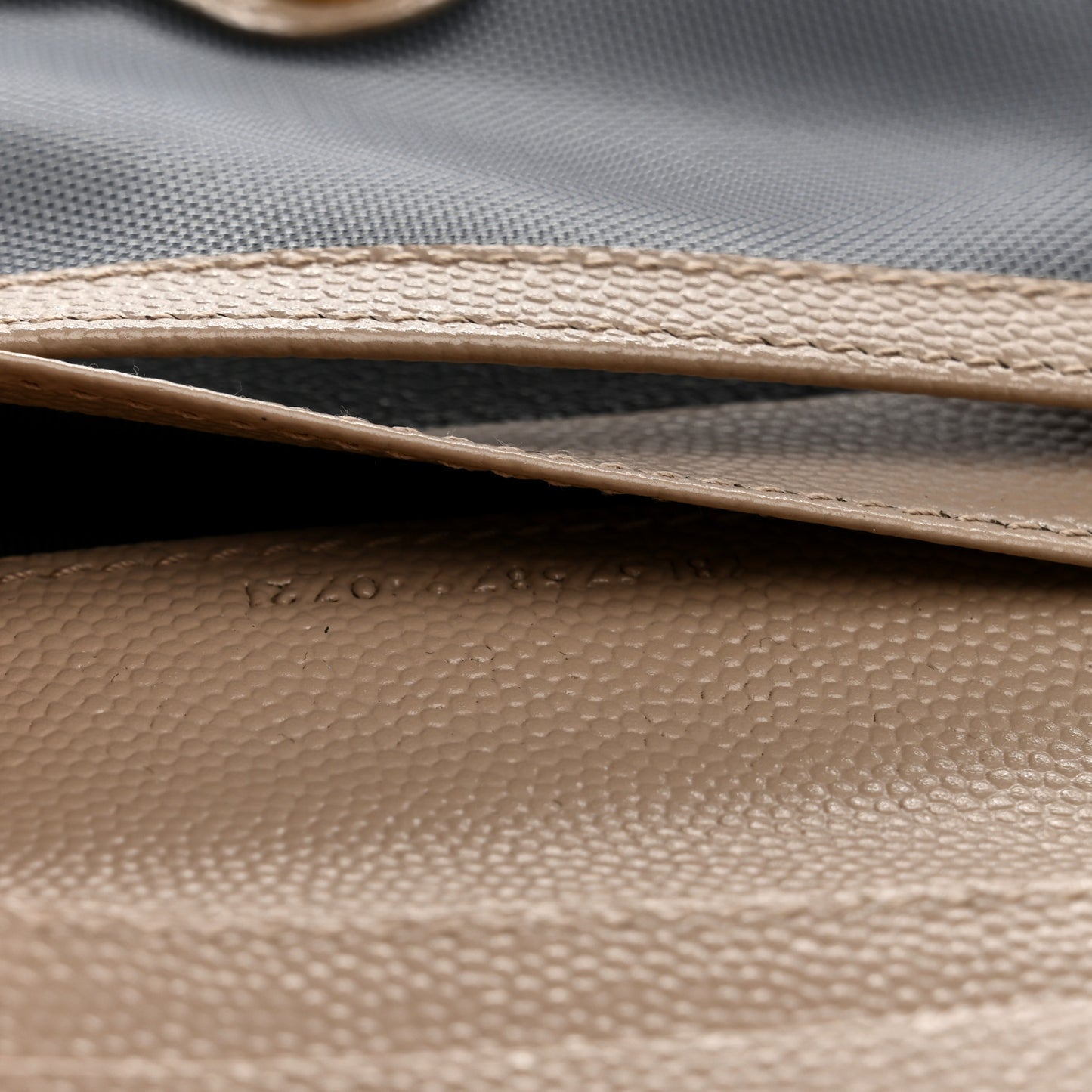 Grain De Poudre Matelasse Chevron Monogram Zipped Card Case Dark Beige