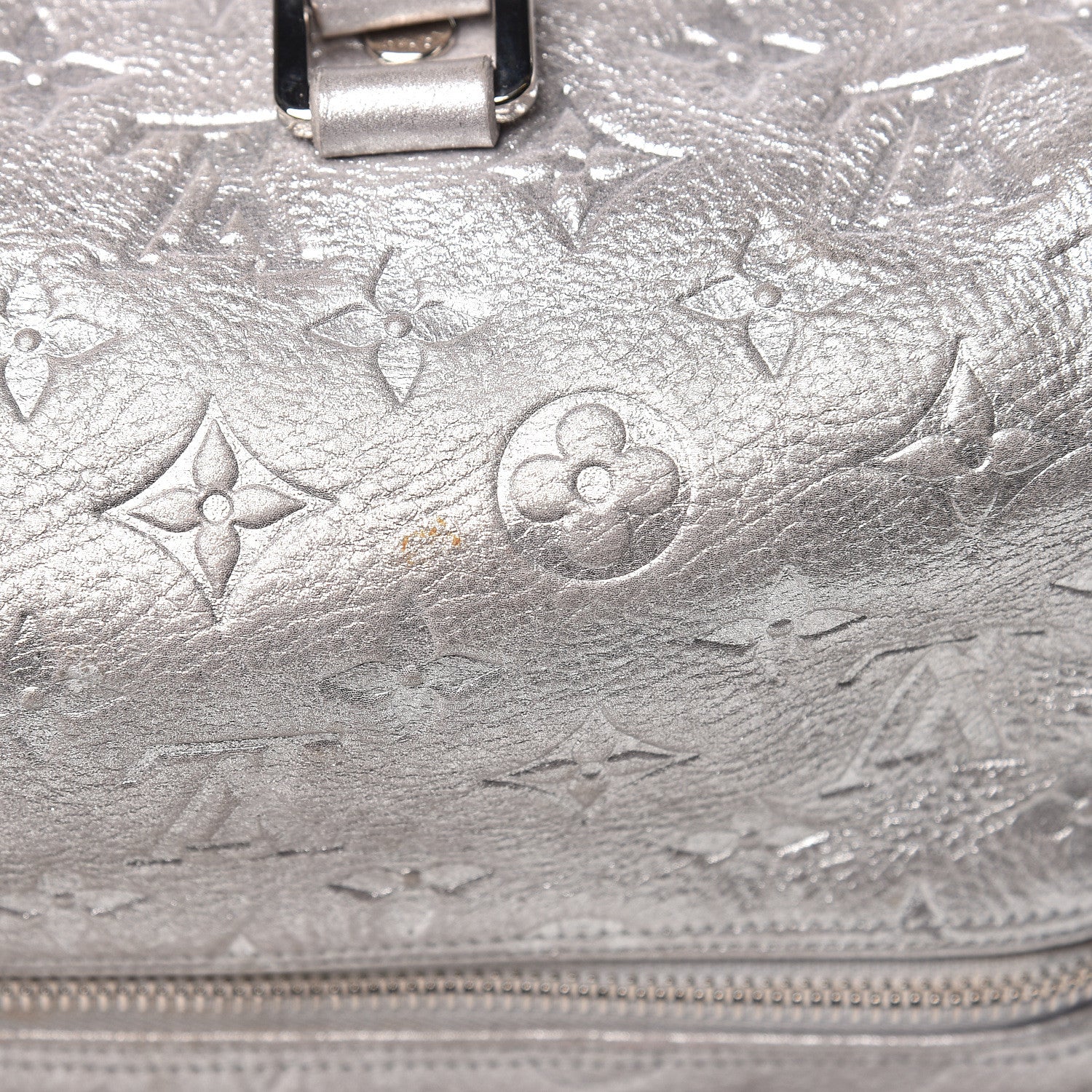 Louis Vuitton Monogram Shimmer Comete Silver 17 of 21