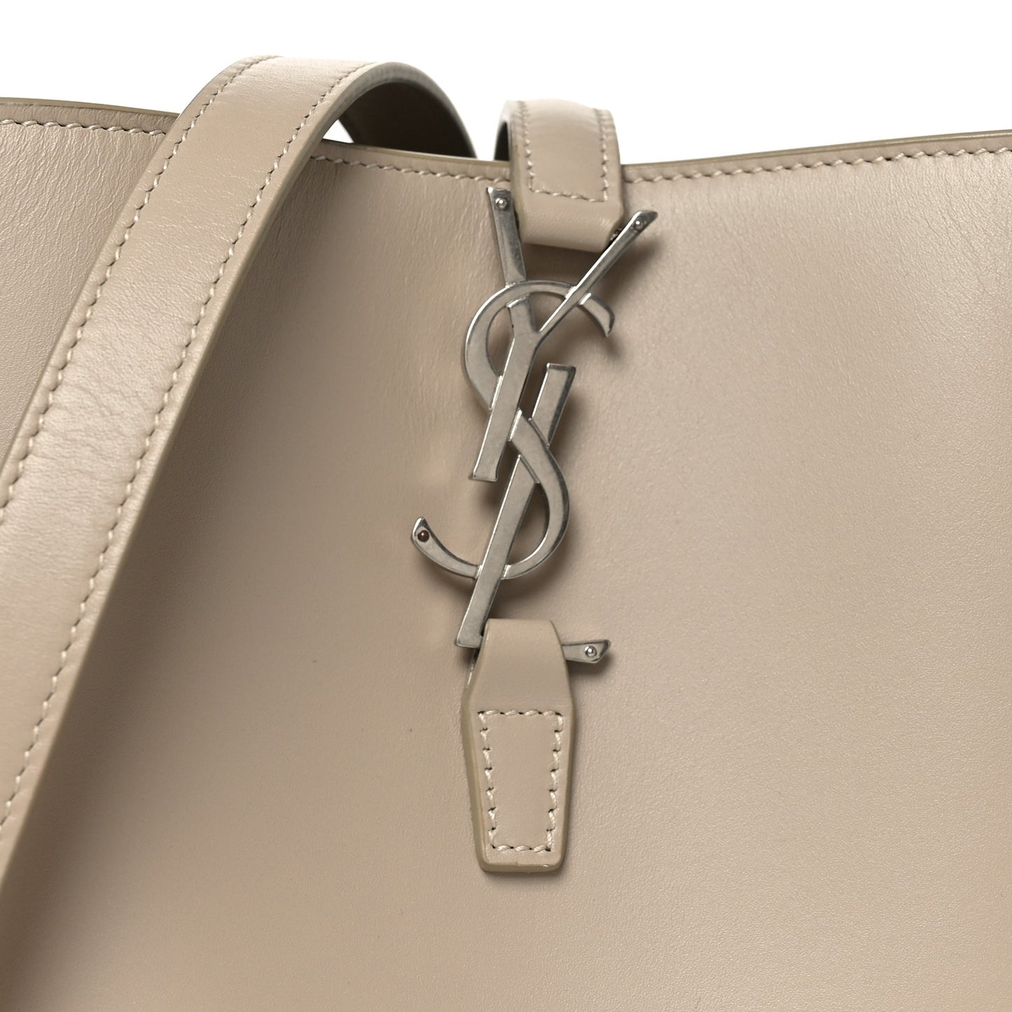 Shiny Calfskin Le 37 Small Bucket Bag Sea Salt