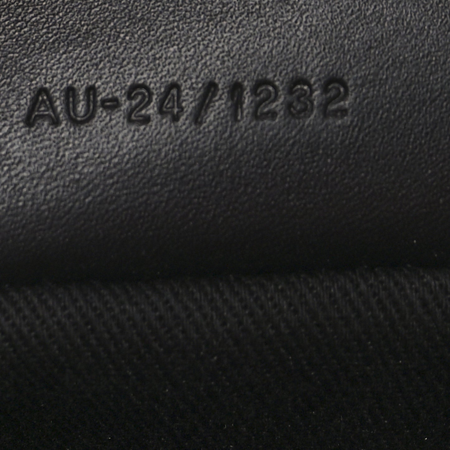 Smooth Airbrushed Calfskin XL Gancini Buckles Tote Bag Flame Red Black