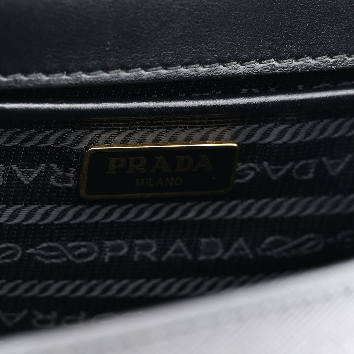 Saffiano Chain Shoulder Bag Black